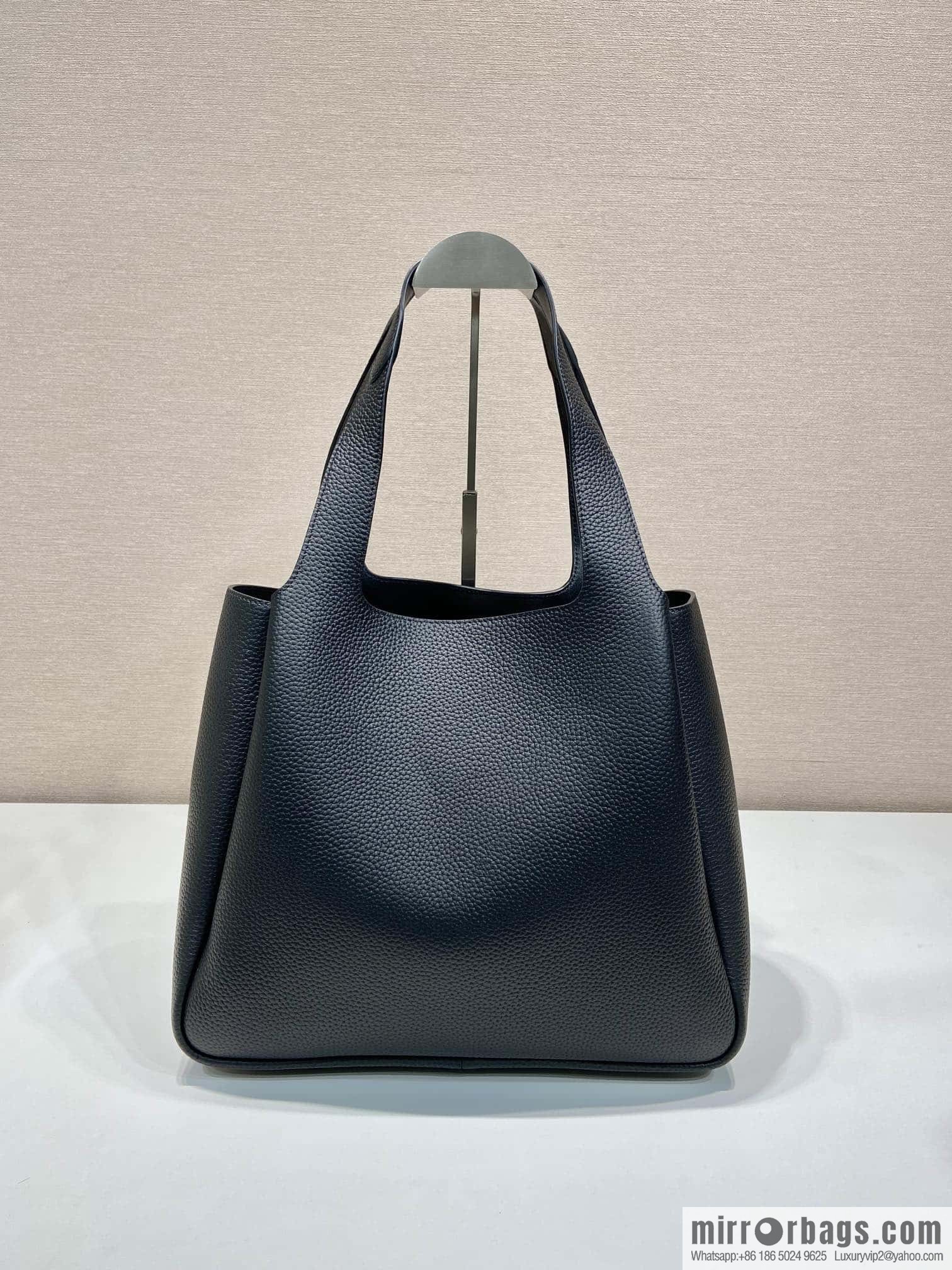 PRADA 🎉 large vegetable basket 🎉 1BG338 large bucket bag