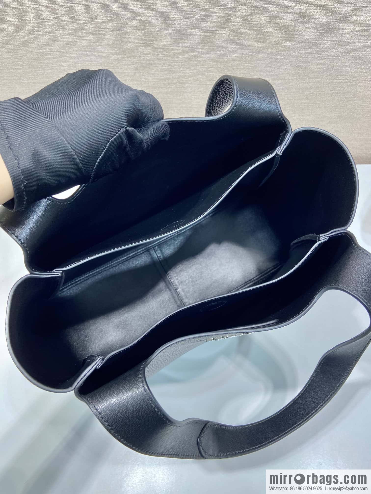 PRADA 🎉 large vegetable basket 🎉 1BG338 large bucket bag