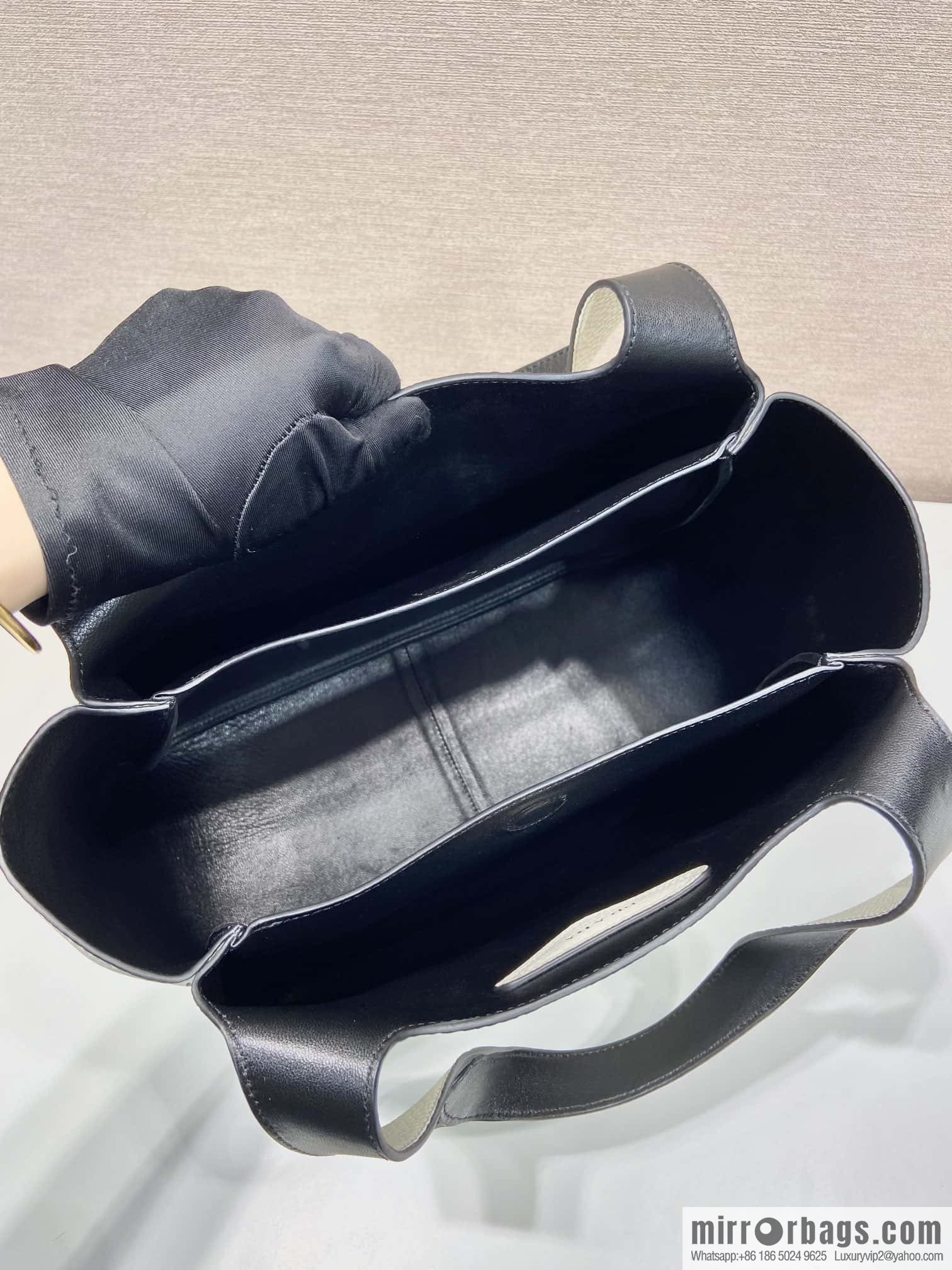 PRADA 🎉 large vegetable basket 🎉 1BG338 large bucket bag