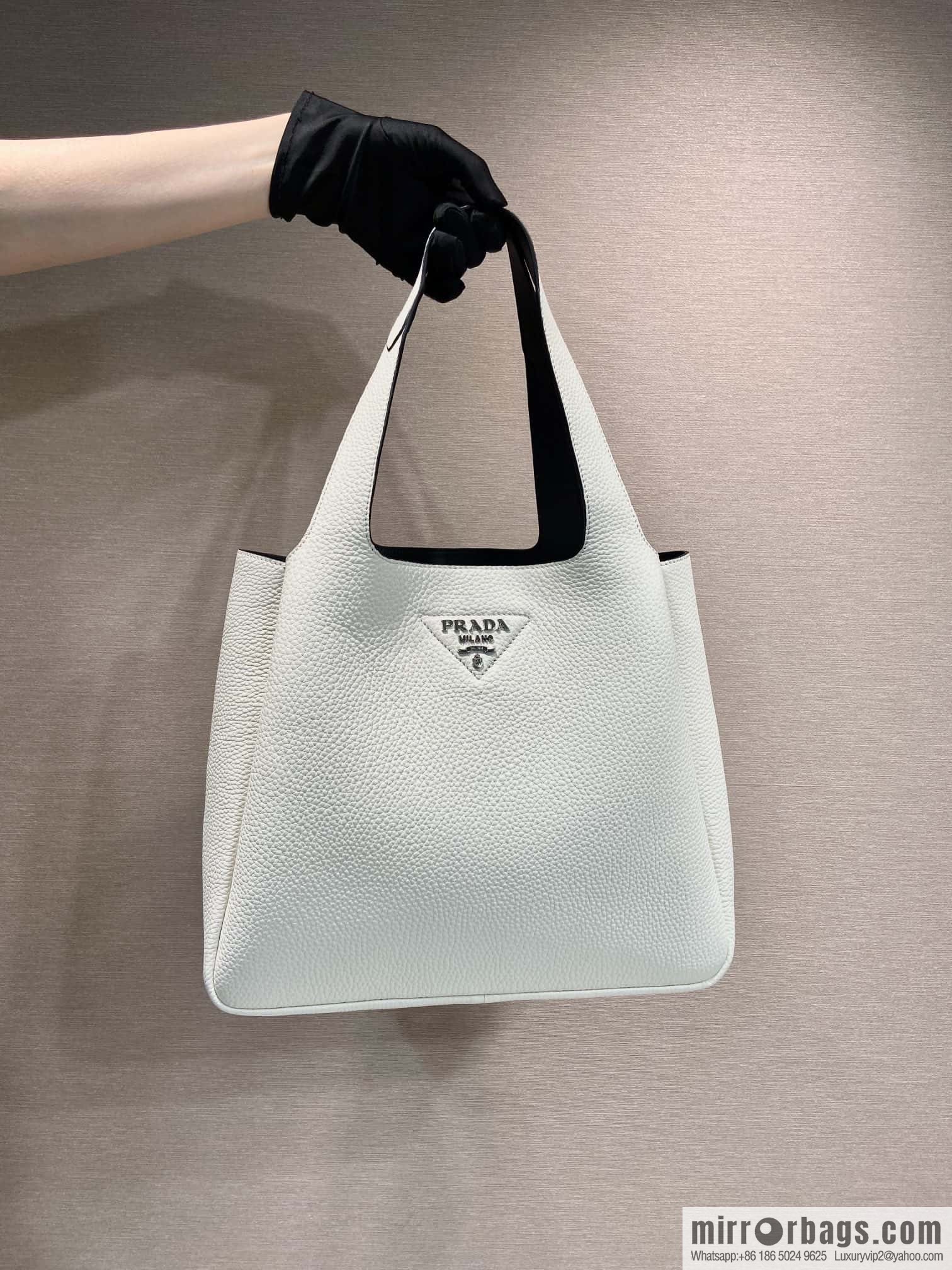 PRADA 🎉 large vegetable basket 🎉 1BG338 large bucket bag