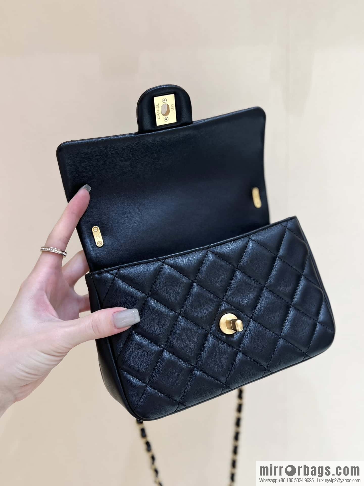 CHANEL 24P Spring and Summer Preview Series Limited Edition Pearl Large Square Fatty AS4384