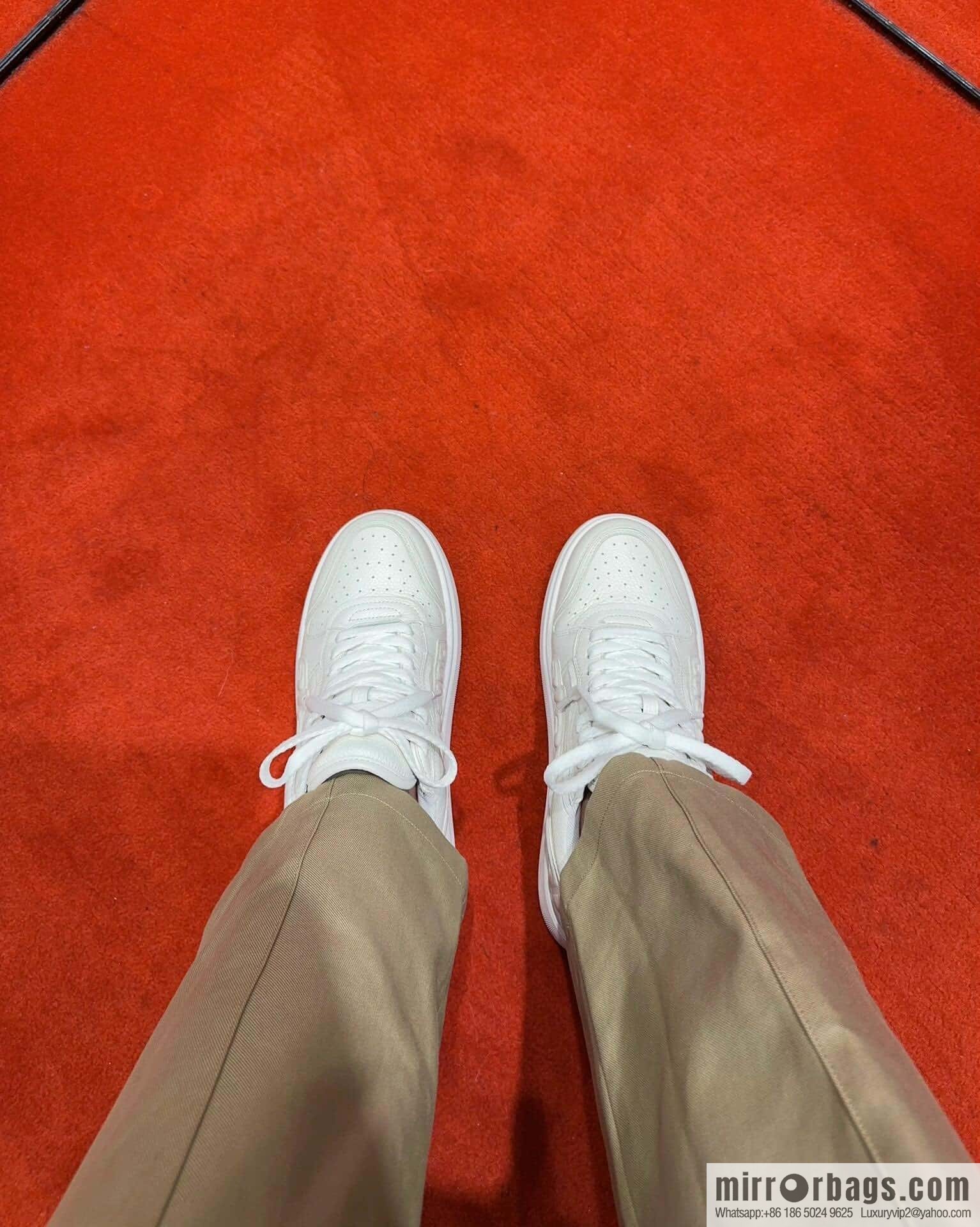 𝐀𝐥𝐞𝐱𝐚𝐧𝐝𝐞𝐫 𝐖𝐚𝐧𝐠 || King embossed thick-soled casual white shoes
