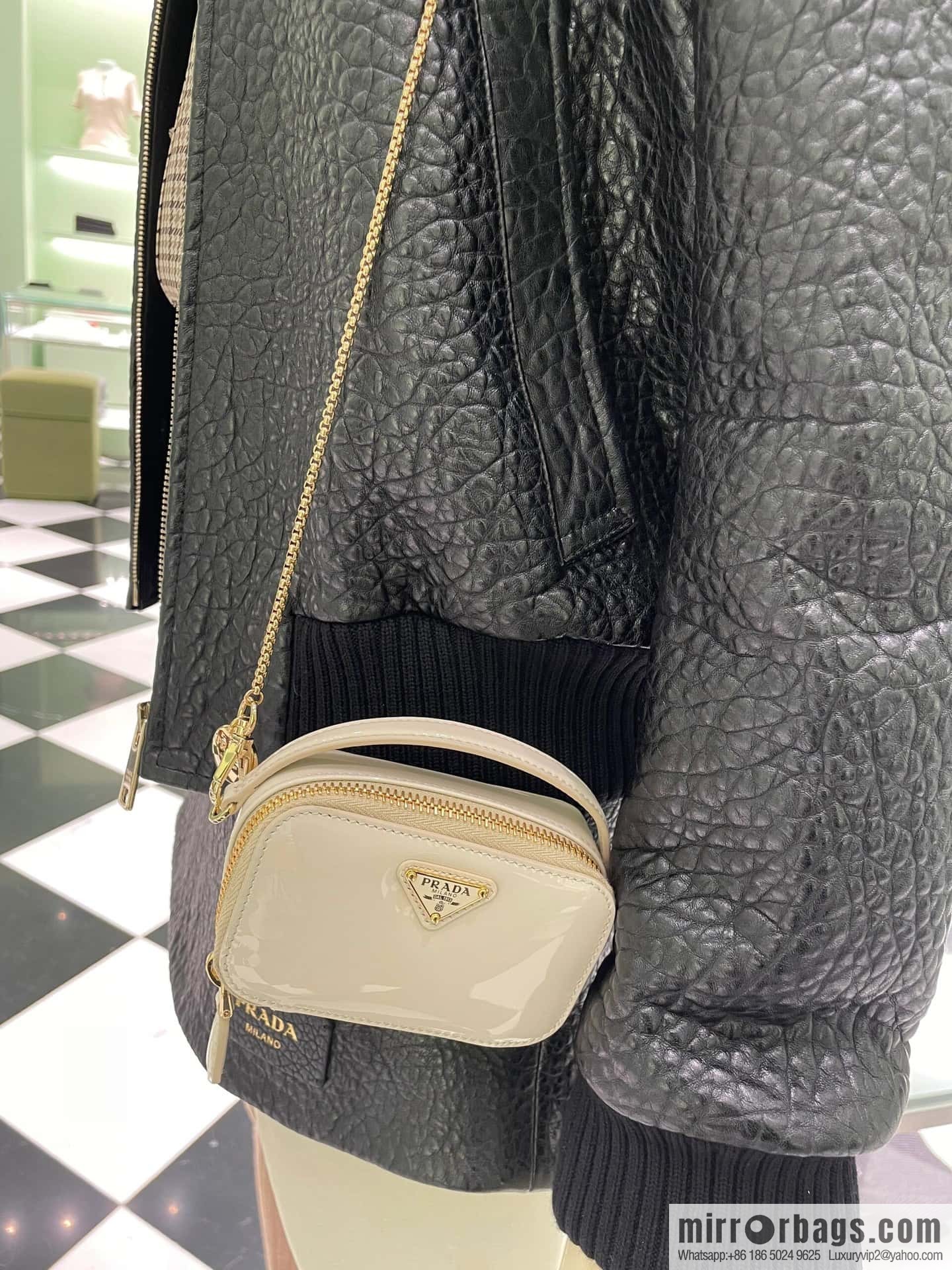 PRADA 🎉 mini diagonal bag 🎉 1NR025 mini 🎉🎉 white