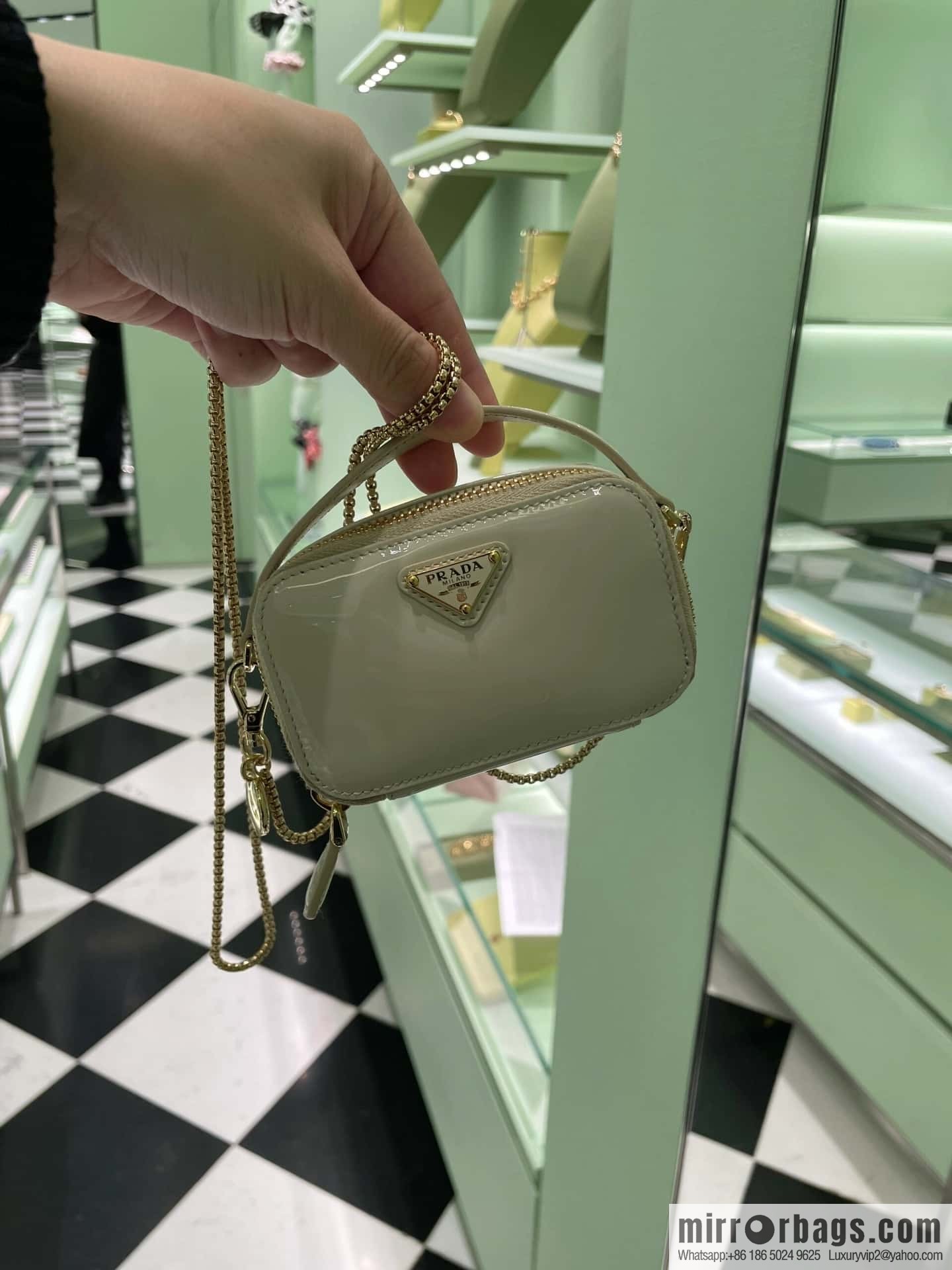 PRADA 🎉 mini diagonal bag 🎉 1NR025 mini 🎉🎉 white