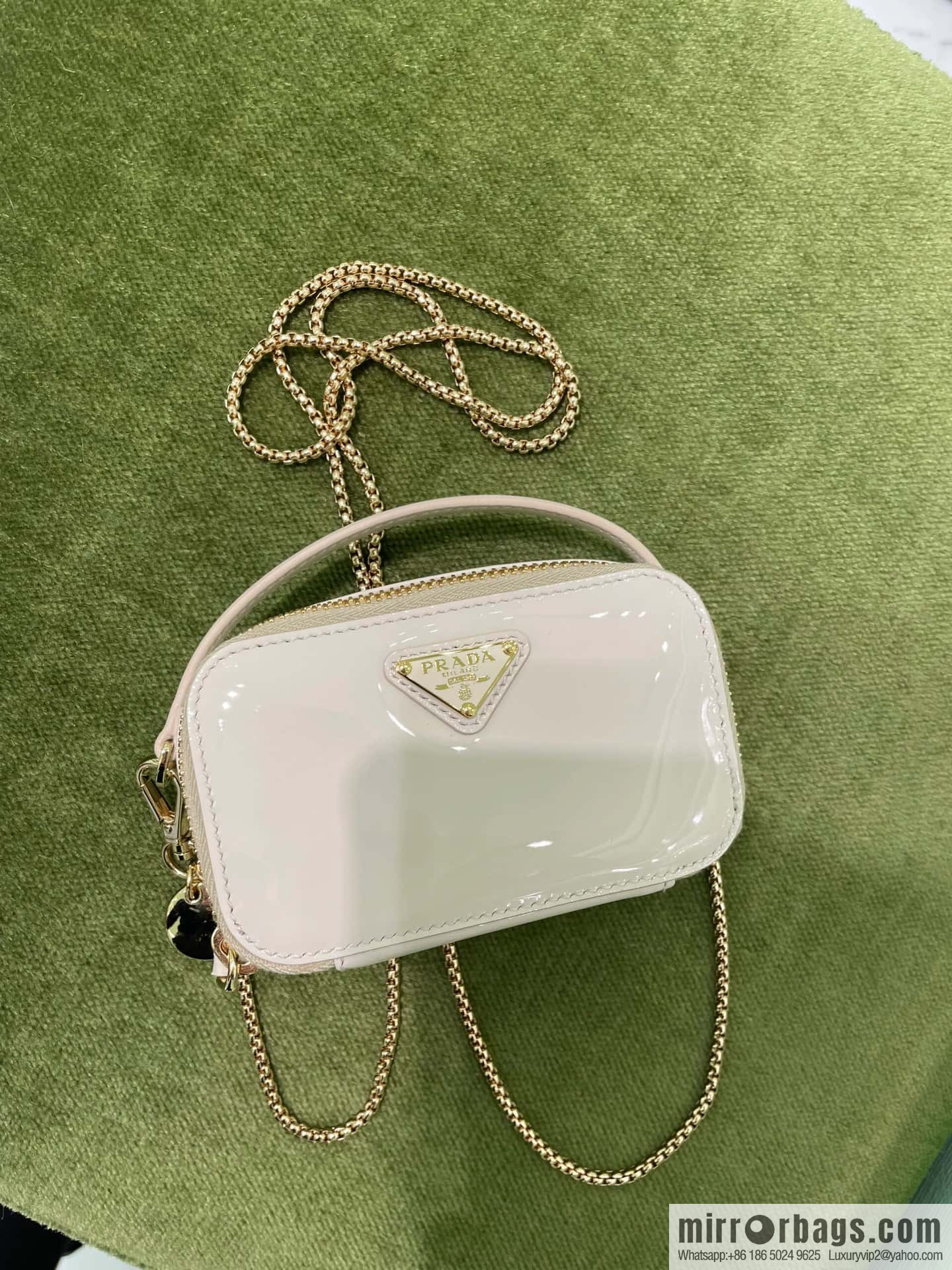 PRADA 🎉 mini diagonal bag 🎉 1NR025 mini 🎉🎉 white