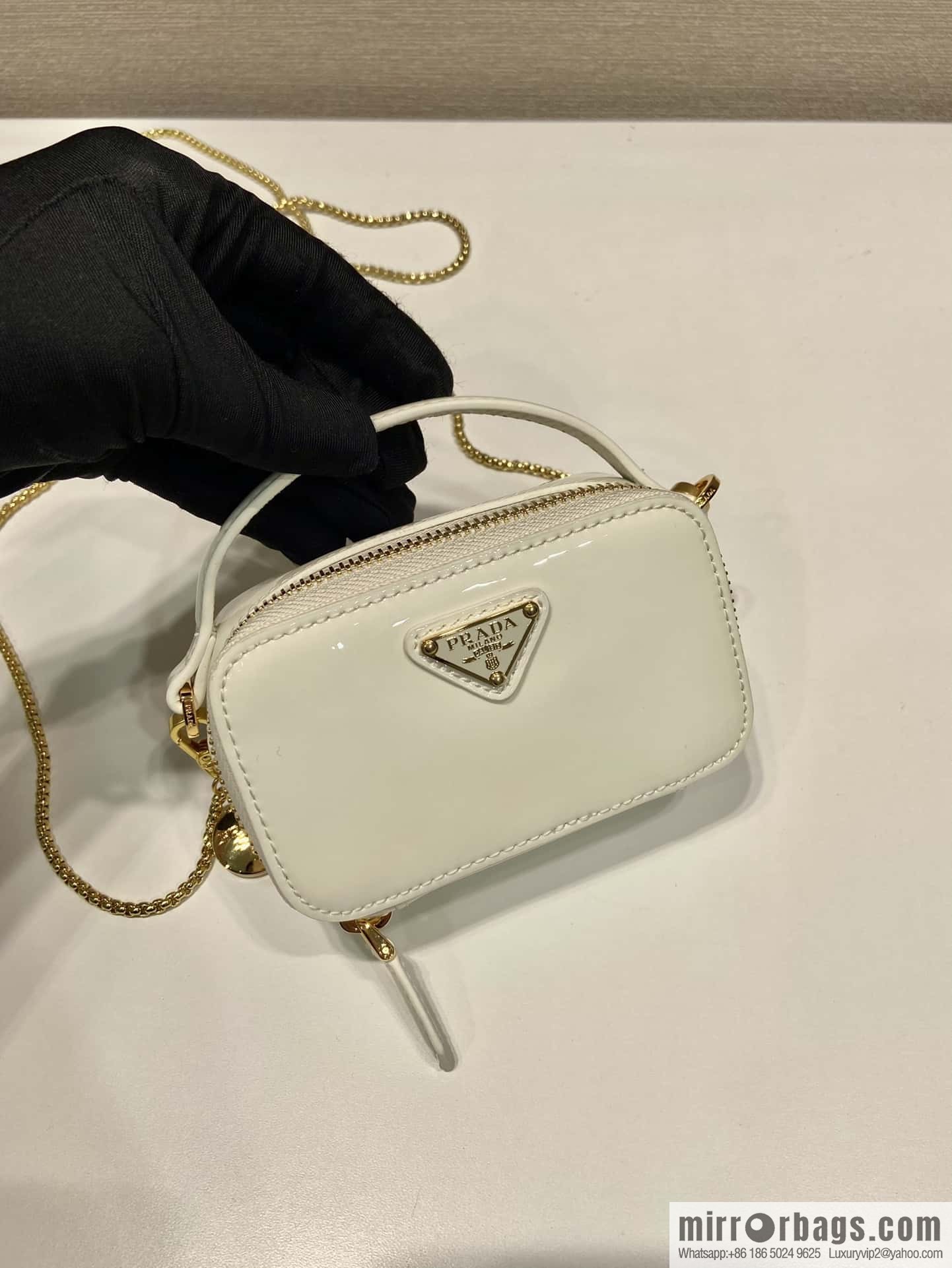 PRADA 🎉 mini diagonal bag 🎉 1NR025 mini 🎉🎉 white