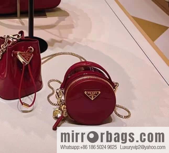 PRADA 🎉 patent leather 🎉 1NR023 🎉🎉 red