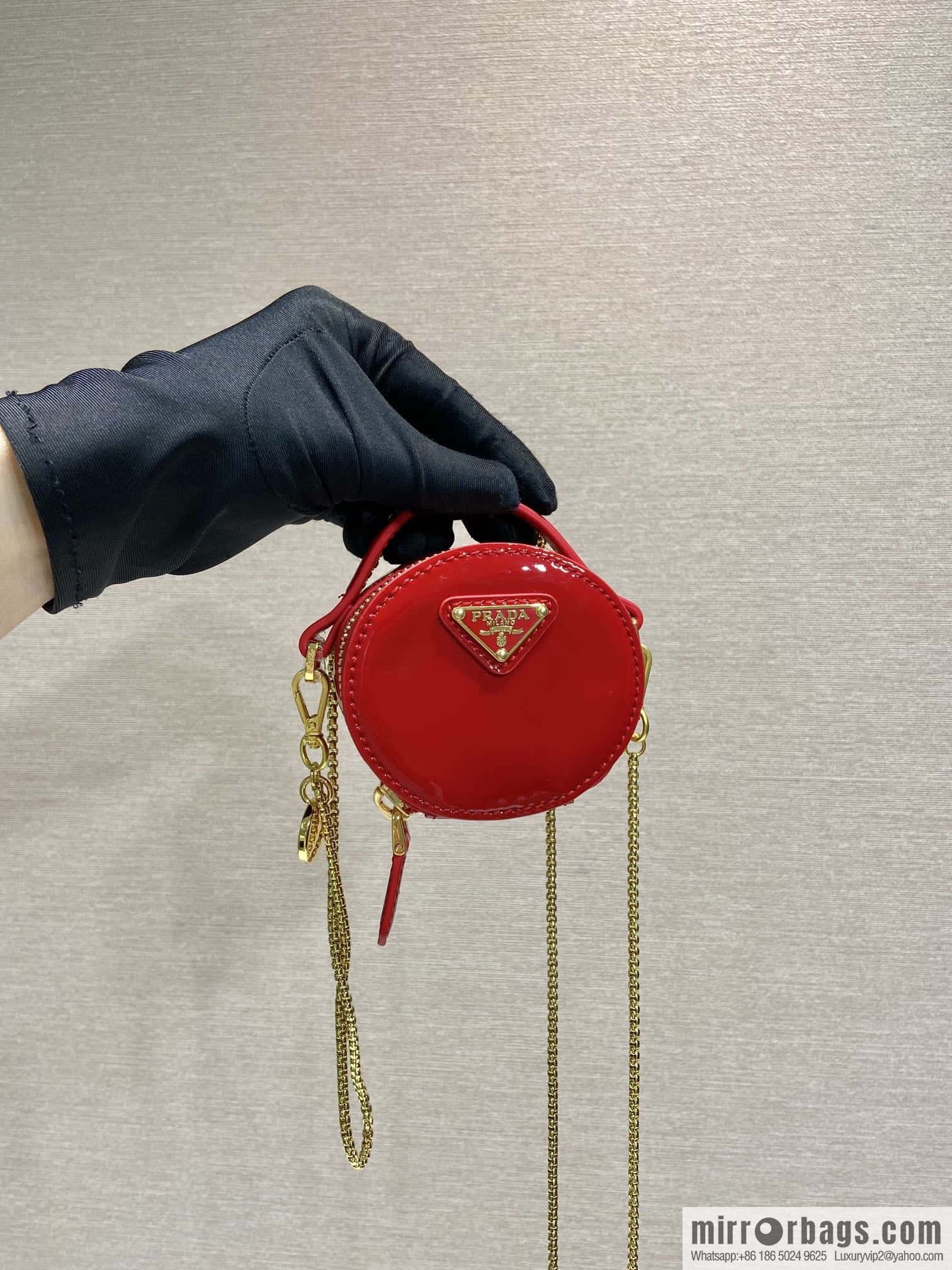 PRADA 🎉 patent leather 🎉 1NR023 🎉🎉 red