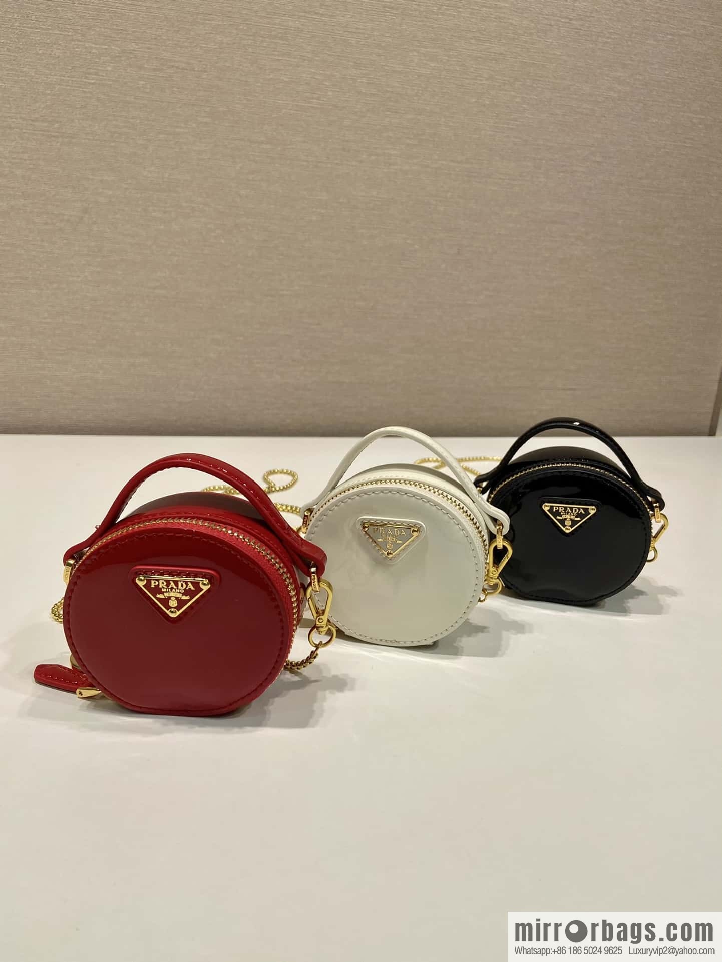 PRADA 🎉 patent leather 🎉 1NR023 🎉🎉 red