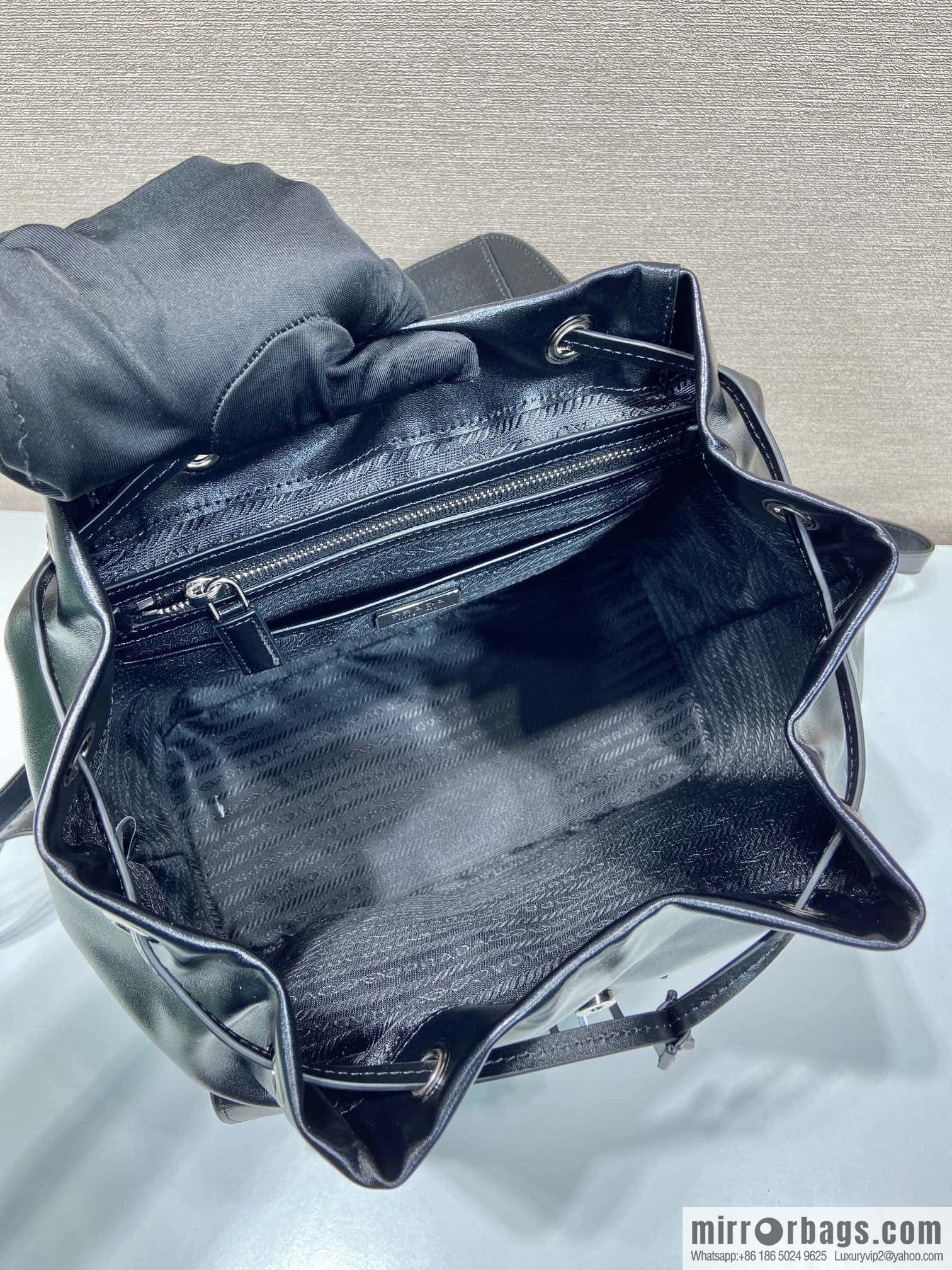 PRADA 🎉 new backpack 🎉 1BZ811B oil wax leather