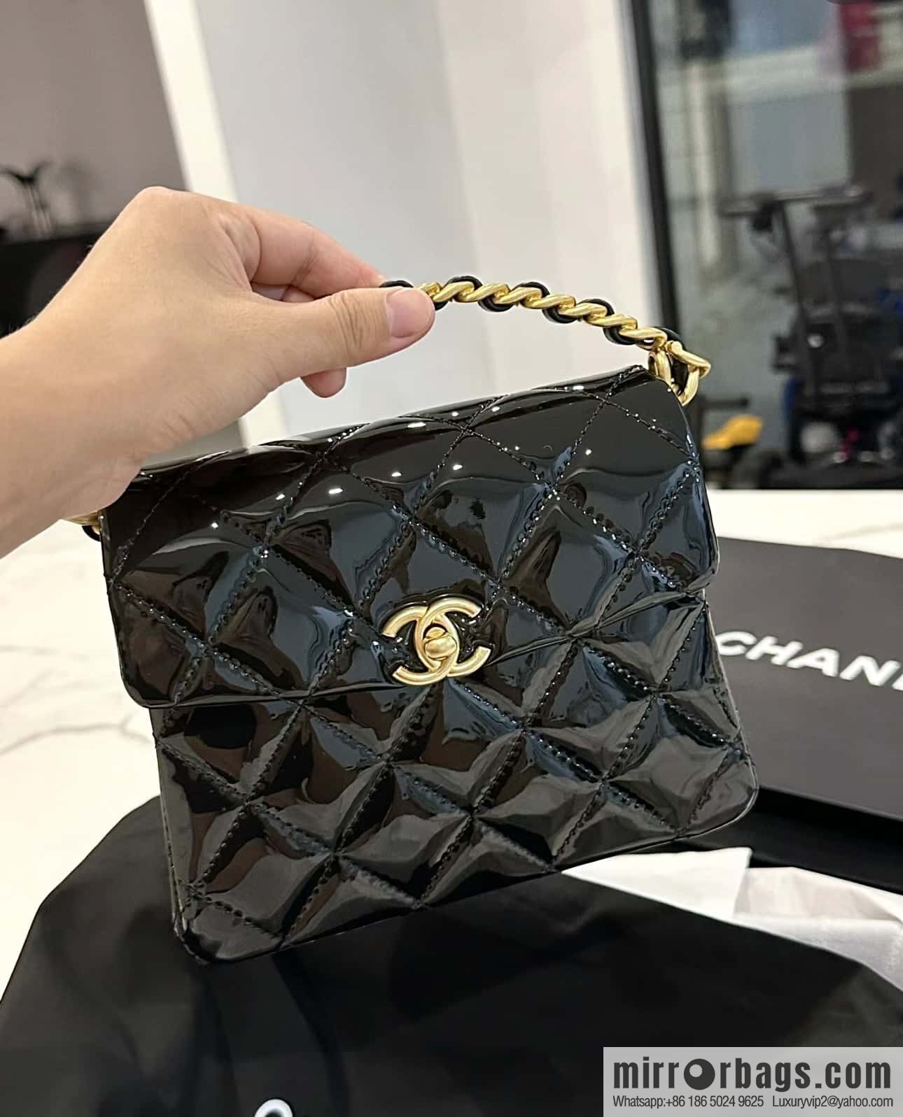 CHANEL 24S Spring/Summer 31 ruecambon AS4472