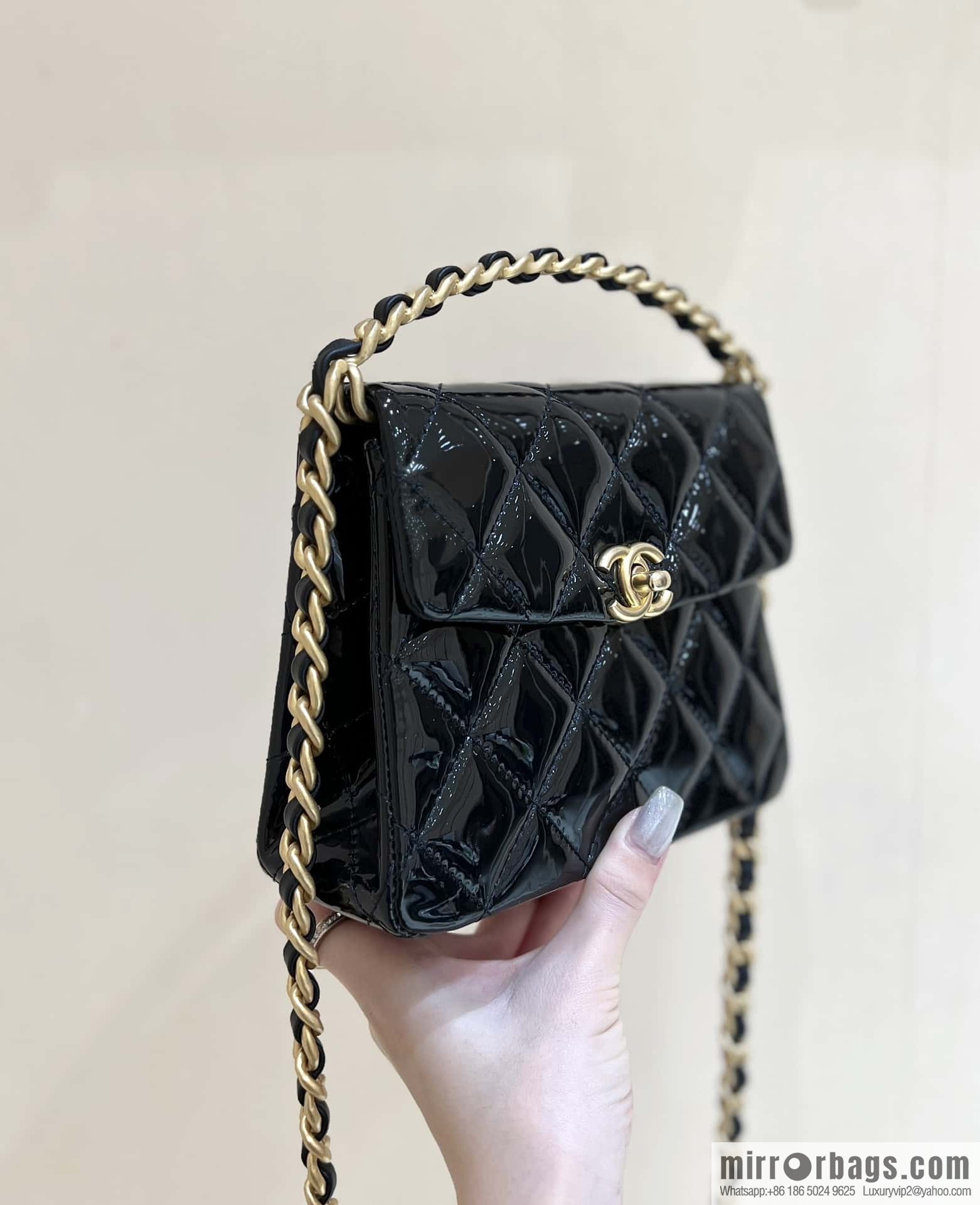 CHANEL 24S Spring/Summer 31 ruecambon AS4472