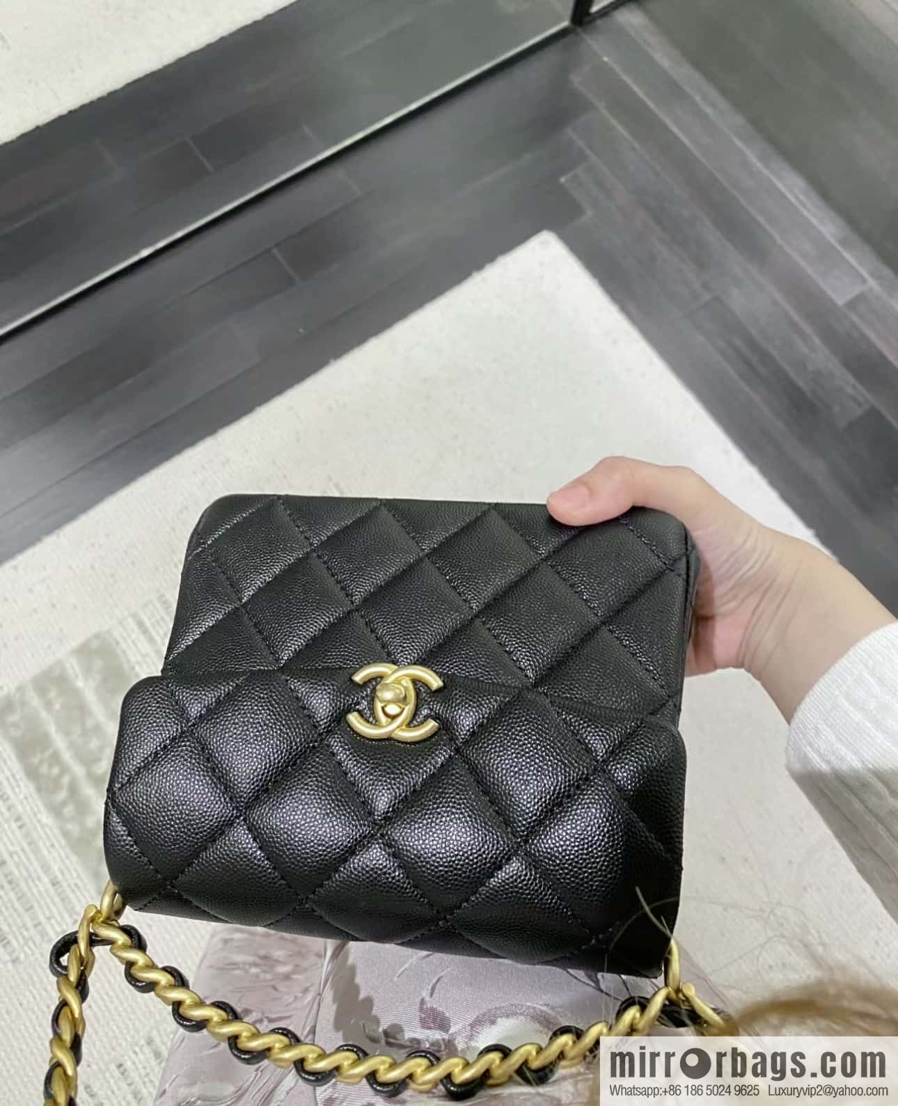 CHANEL 24S Spring/Summer 31 ruecambon AS4472