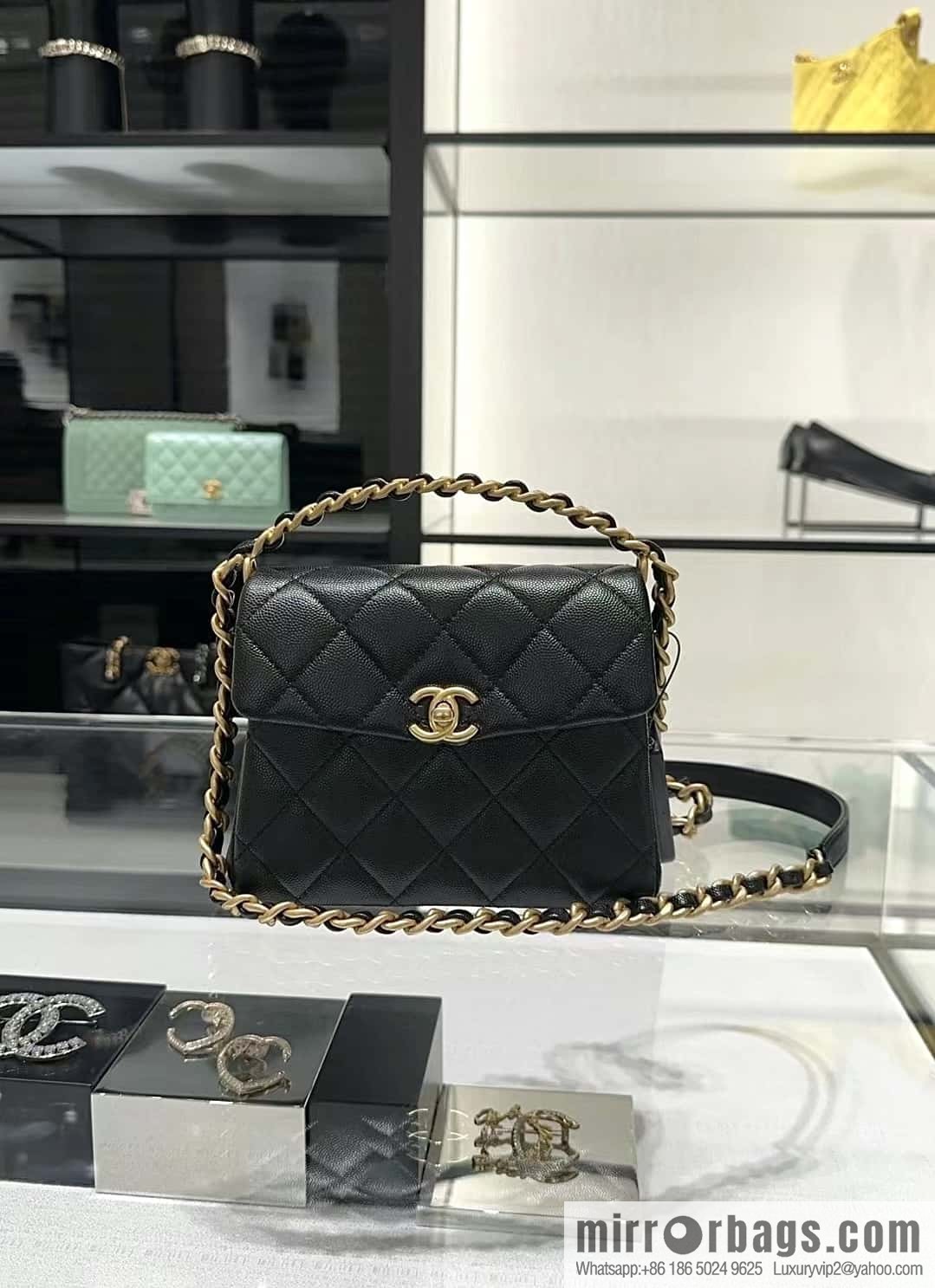 CHANEL 24S Spring/Summer 31 ruecambon AS4472