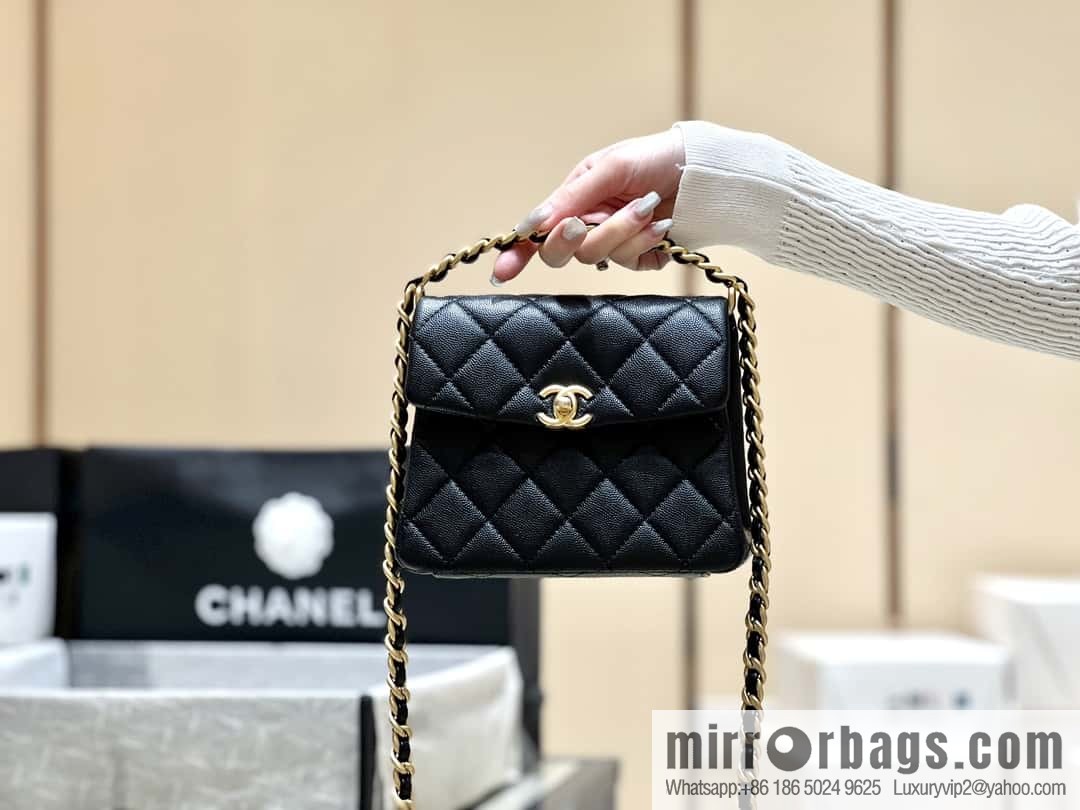 CHANEL 24S Spring/Summer 31 ruecambon AS4472