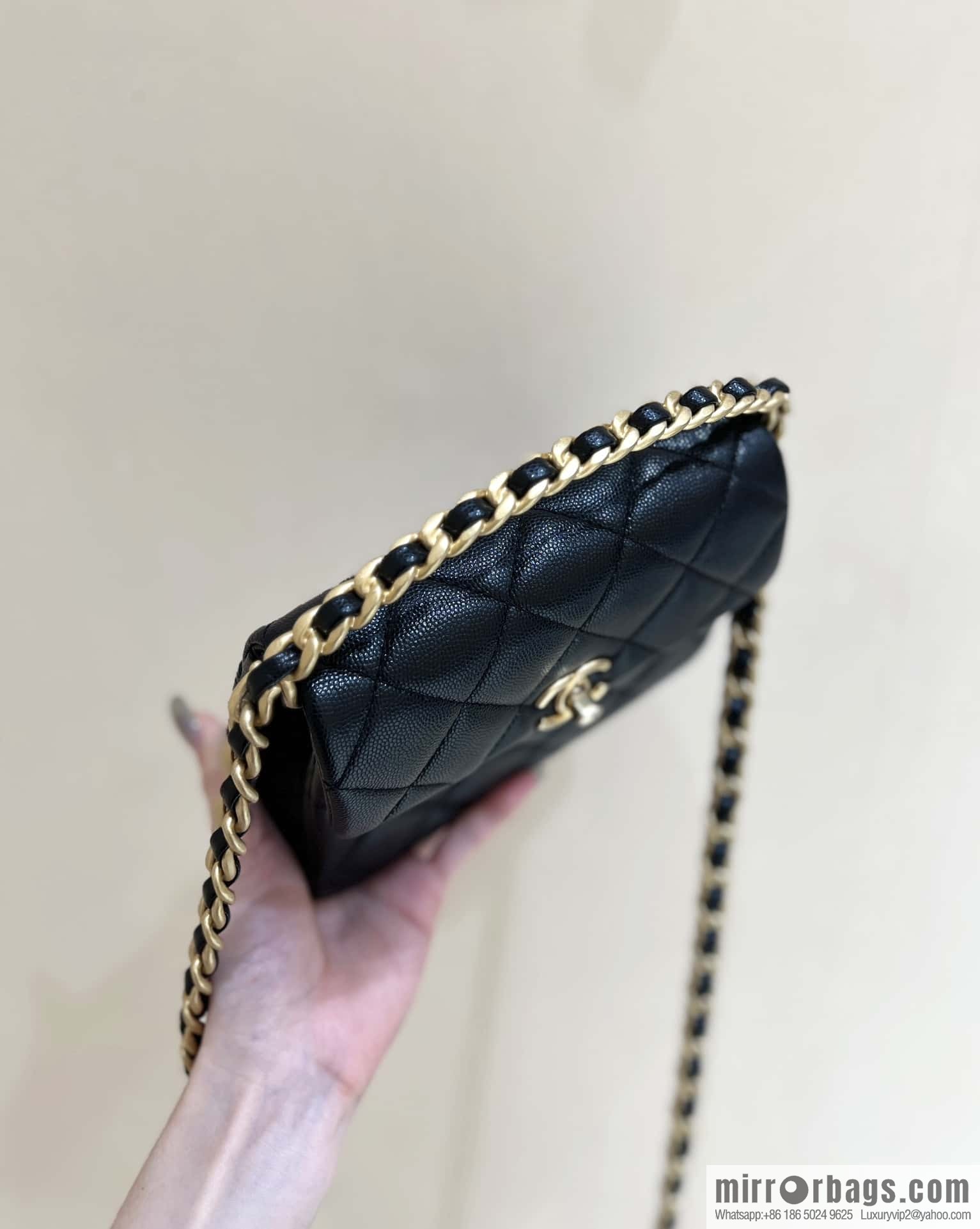 CHANEL 24S Spring/Summer 31 ruecambon AS4472