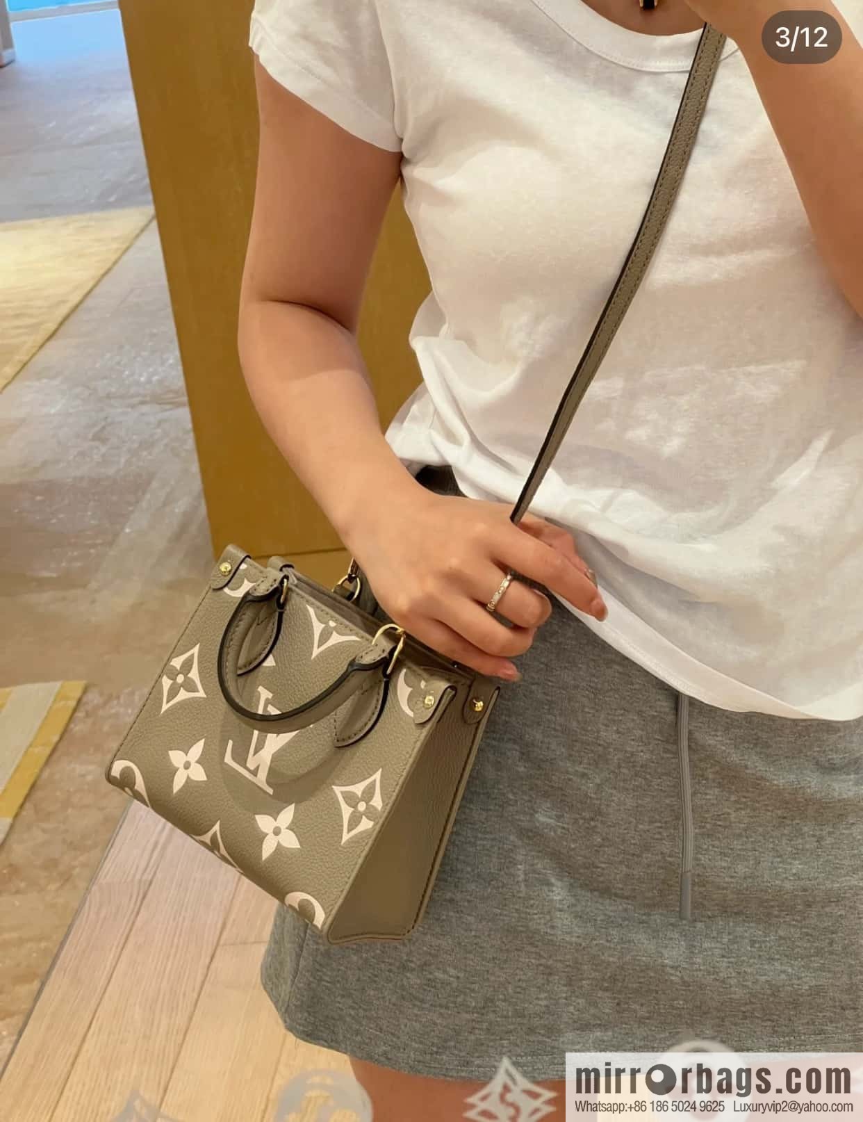 LV M47054 ONTHEGO BB handbag