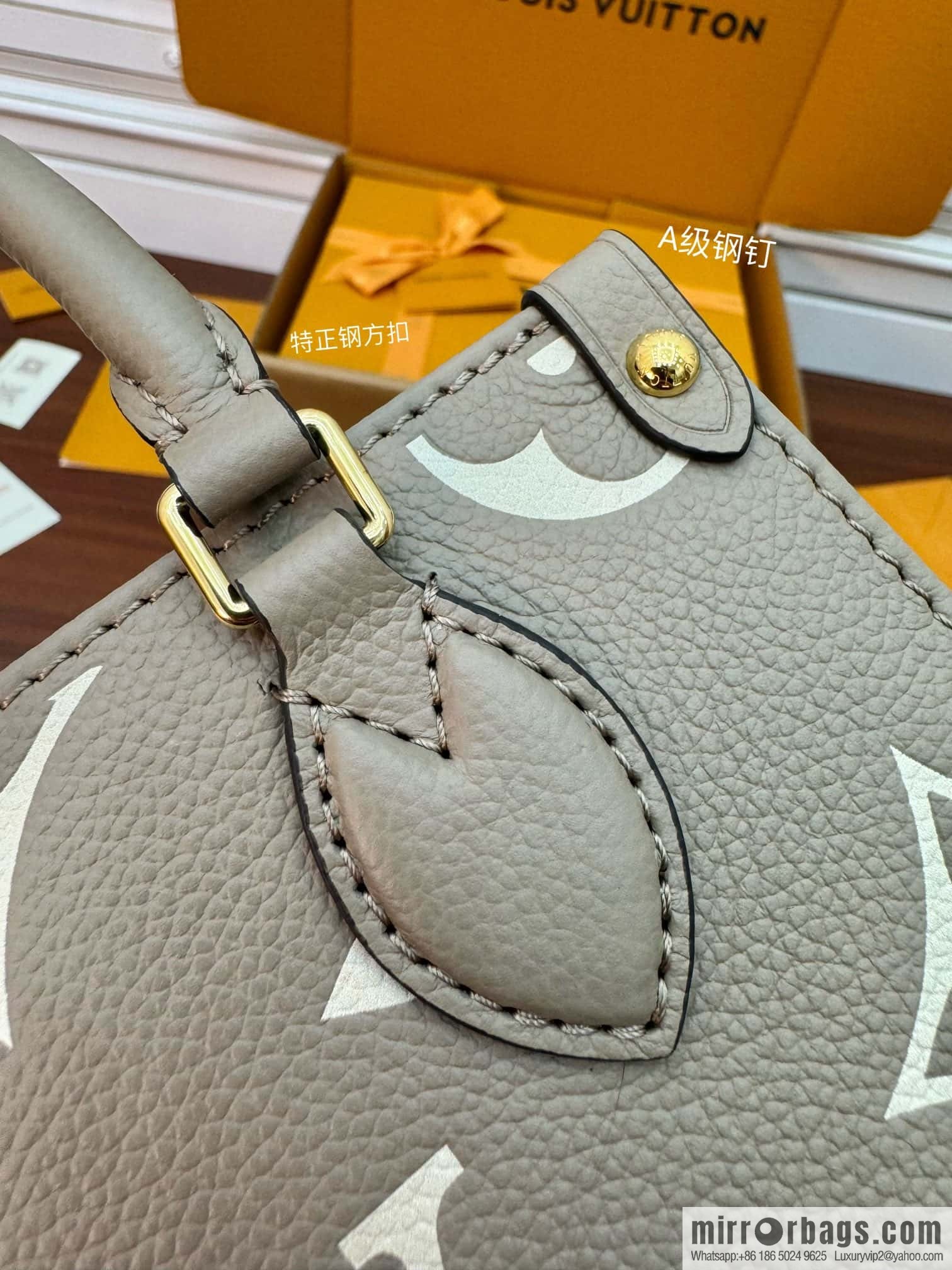 LV M47054 ONTHEGO BB handbag