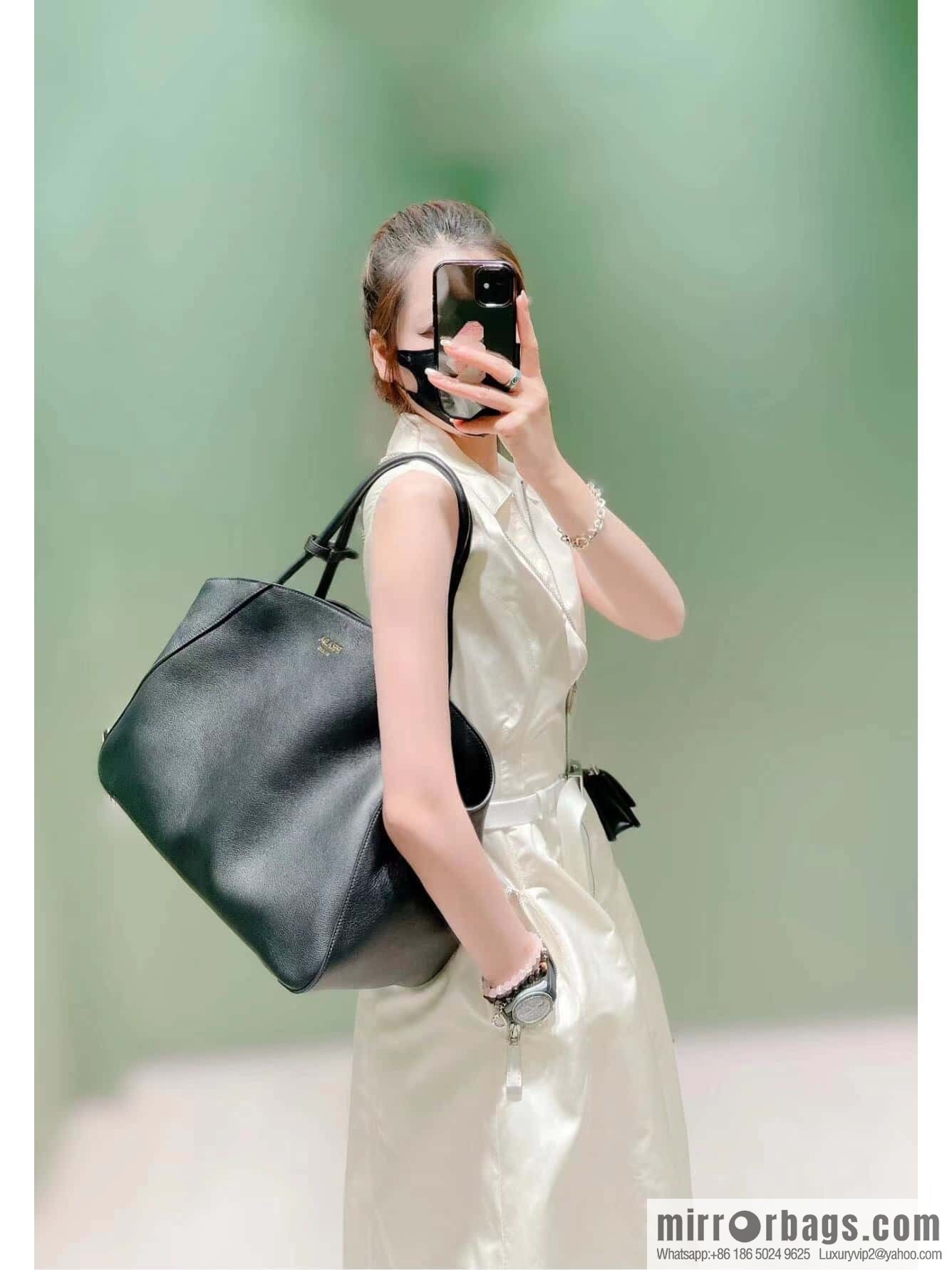 PRADA 🎉 new 🎉 1BG510 tote bag