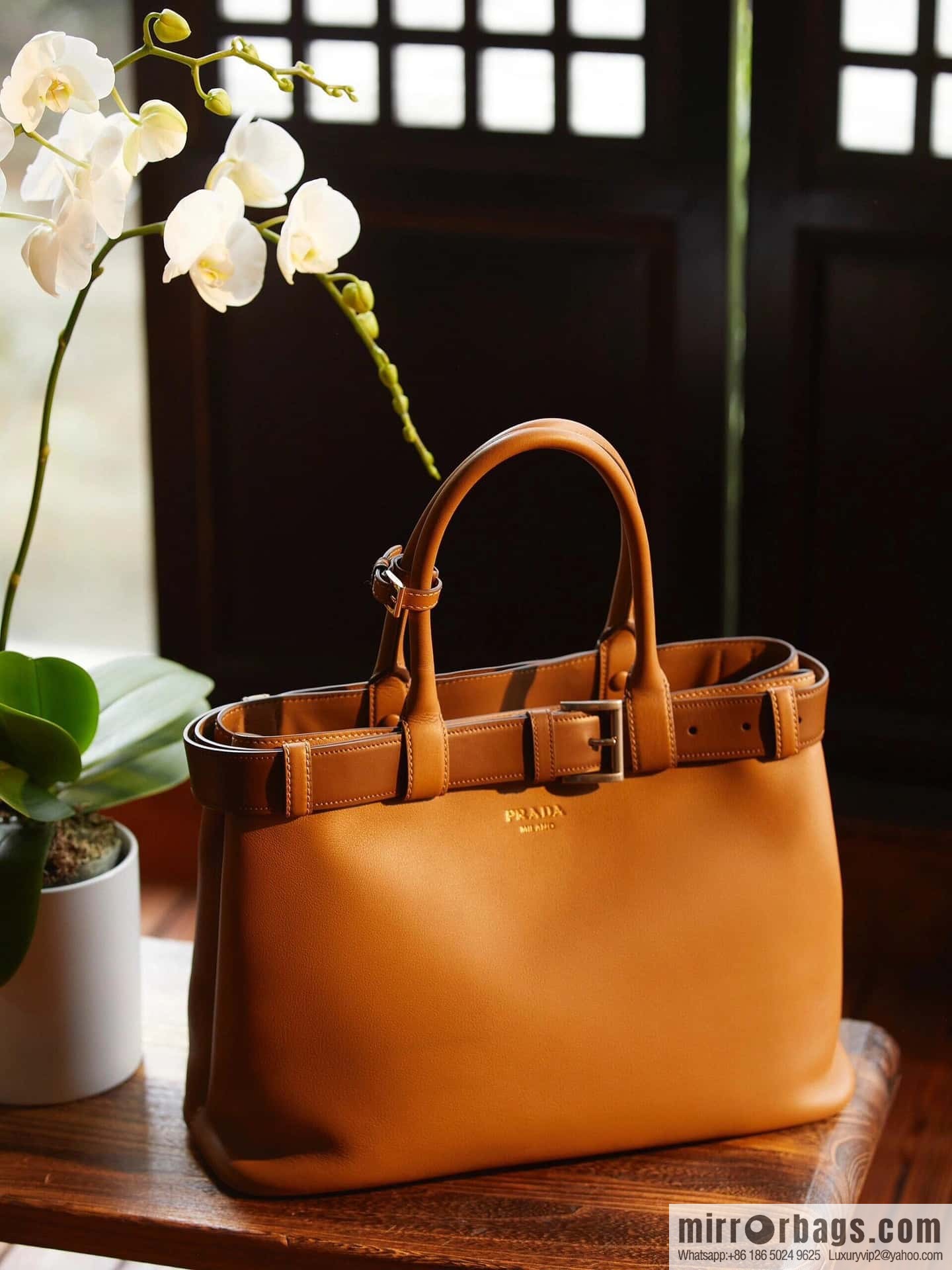 PRADA 🎉 new women's bag 🎉 1BA416 large