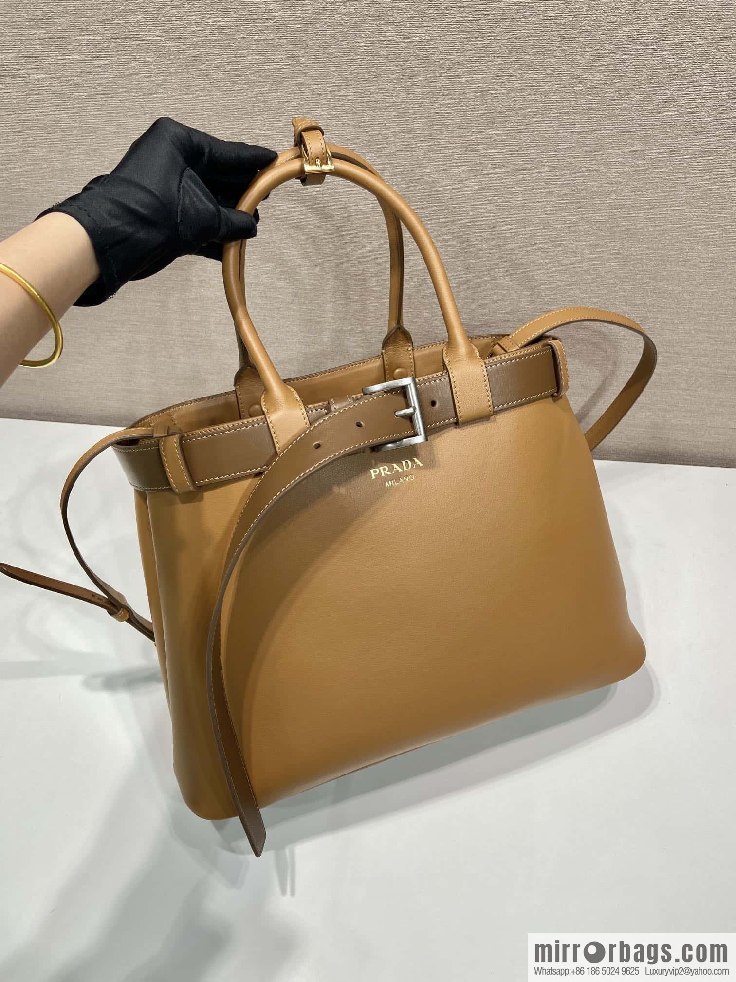 PRADA 🎉 new women's bag 🎉 1BA416 large
