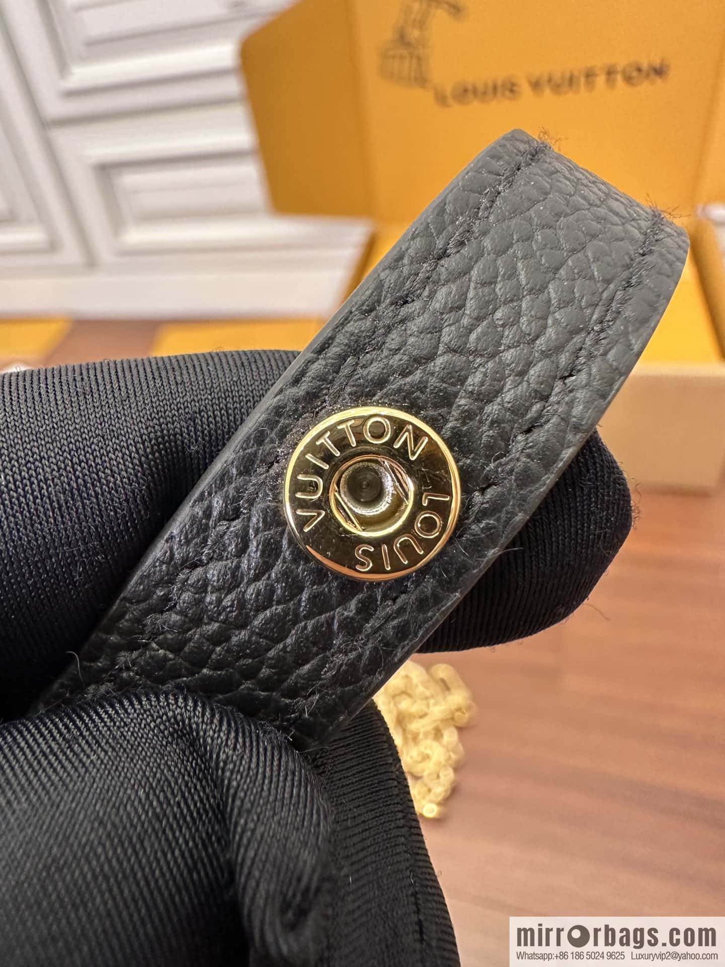 LV M46595 POCHETTE MÉTIS EAST WEST handbag