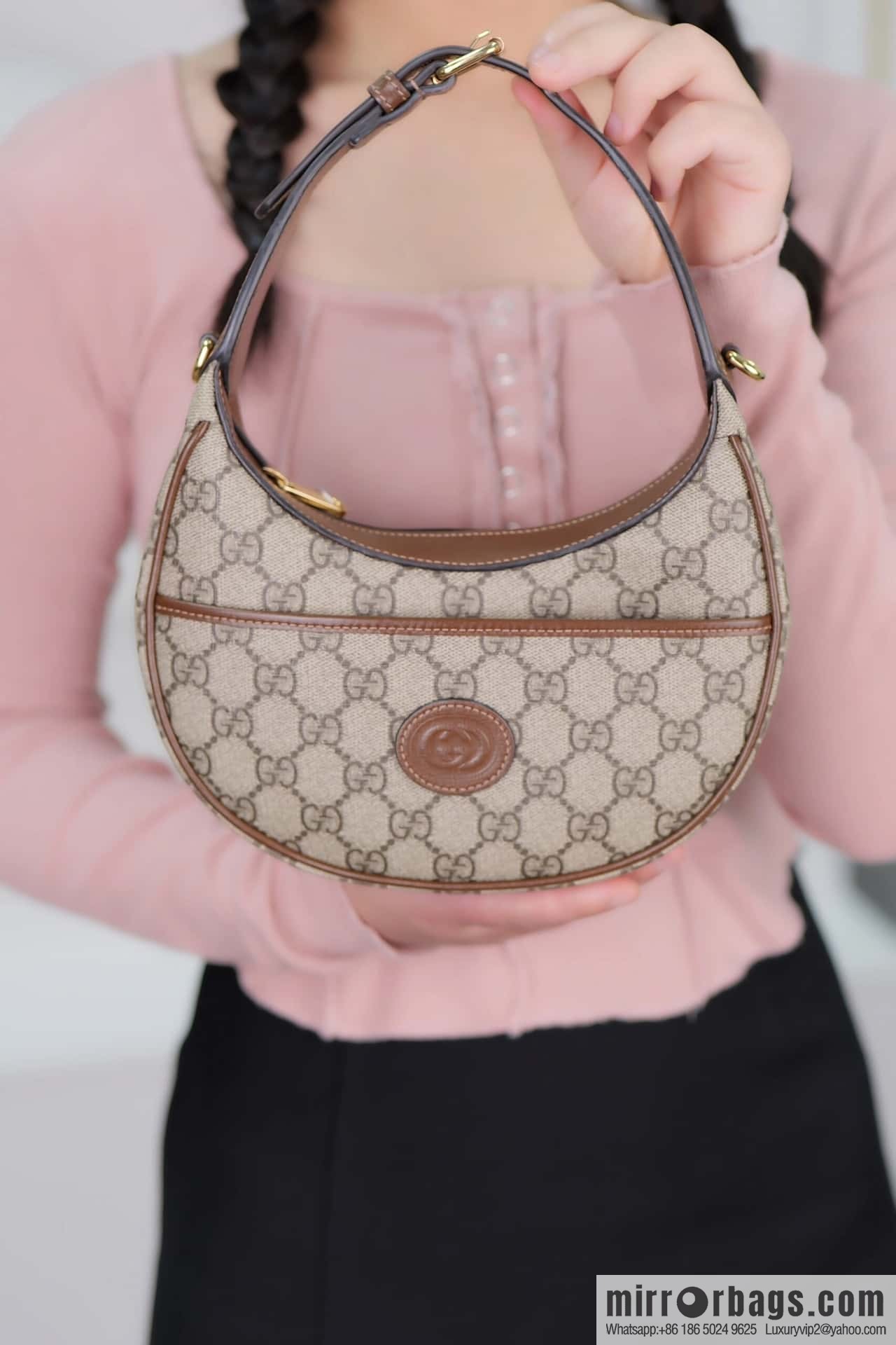 Gucci Ophidia crescent bag 726843