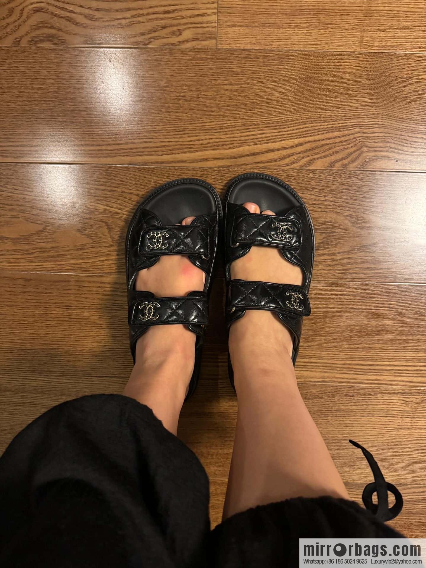 CHANEL Xiaoxiang The latest Velcro, slippers