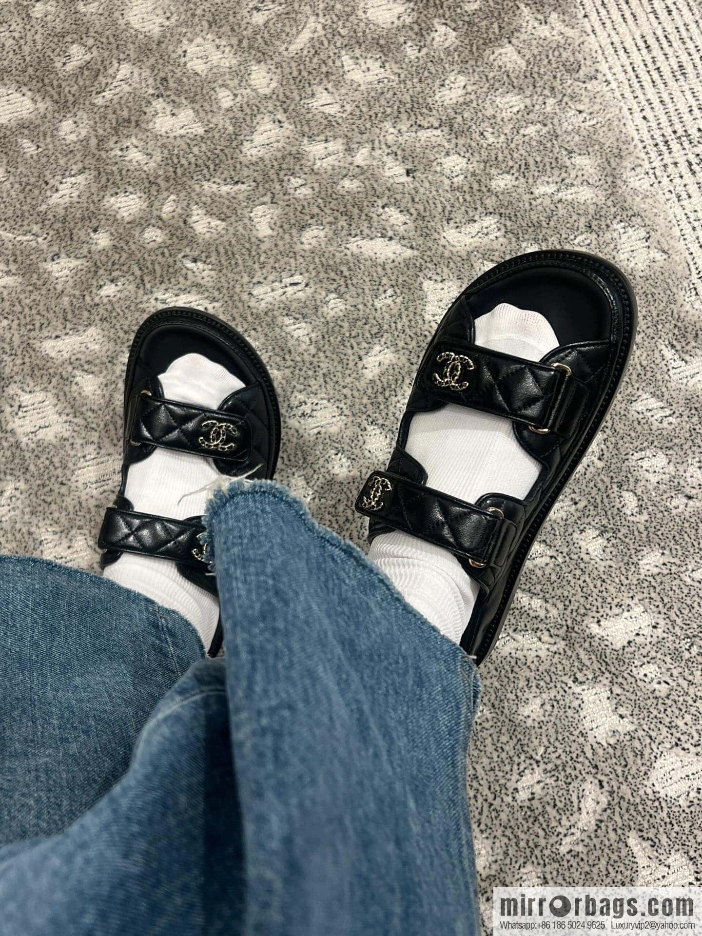 CHANEL Xiaoxiang The latest Velcro, slippers