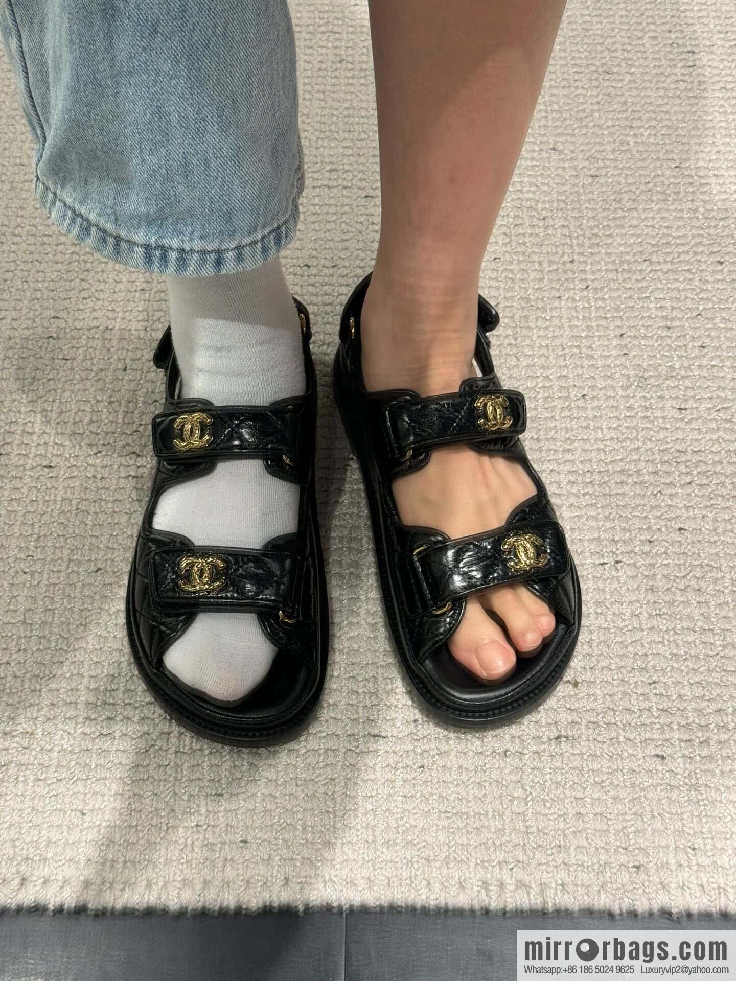 CHANEL Xiaoxiang The latest double Gold buckle, Velcro beach model