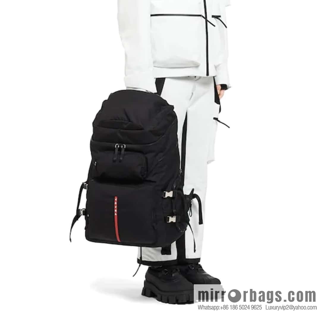 PRADA 🎉 new mountaineering bag 🎉 2VZ086 new product