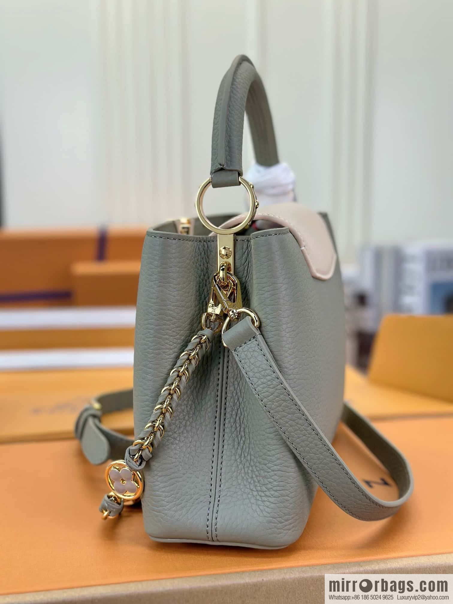 LV M24471 CAPUCINES BB handbag