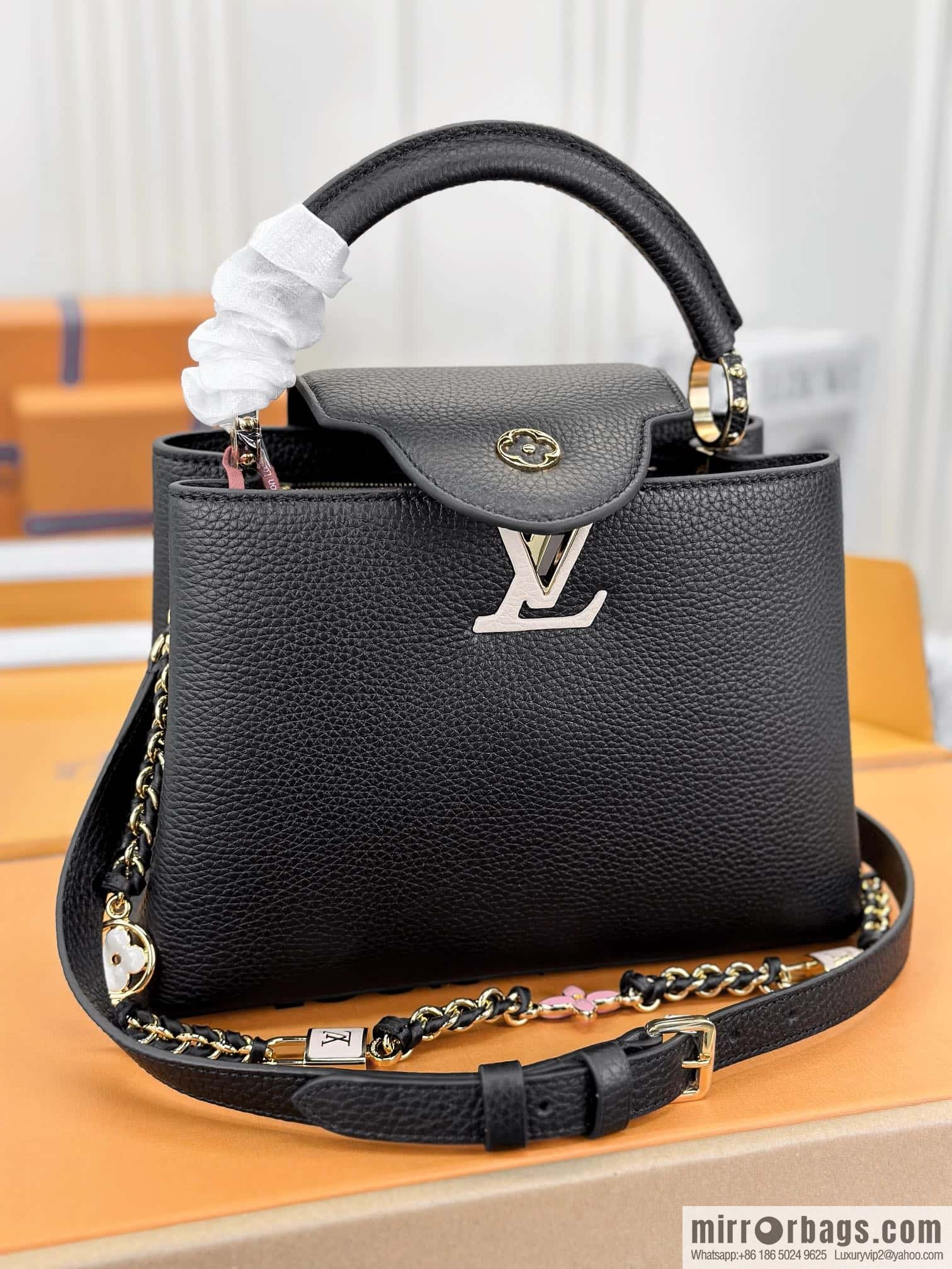 LV M23950 CAPUCINES BB handbag