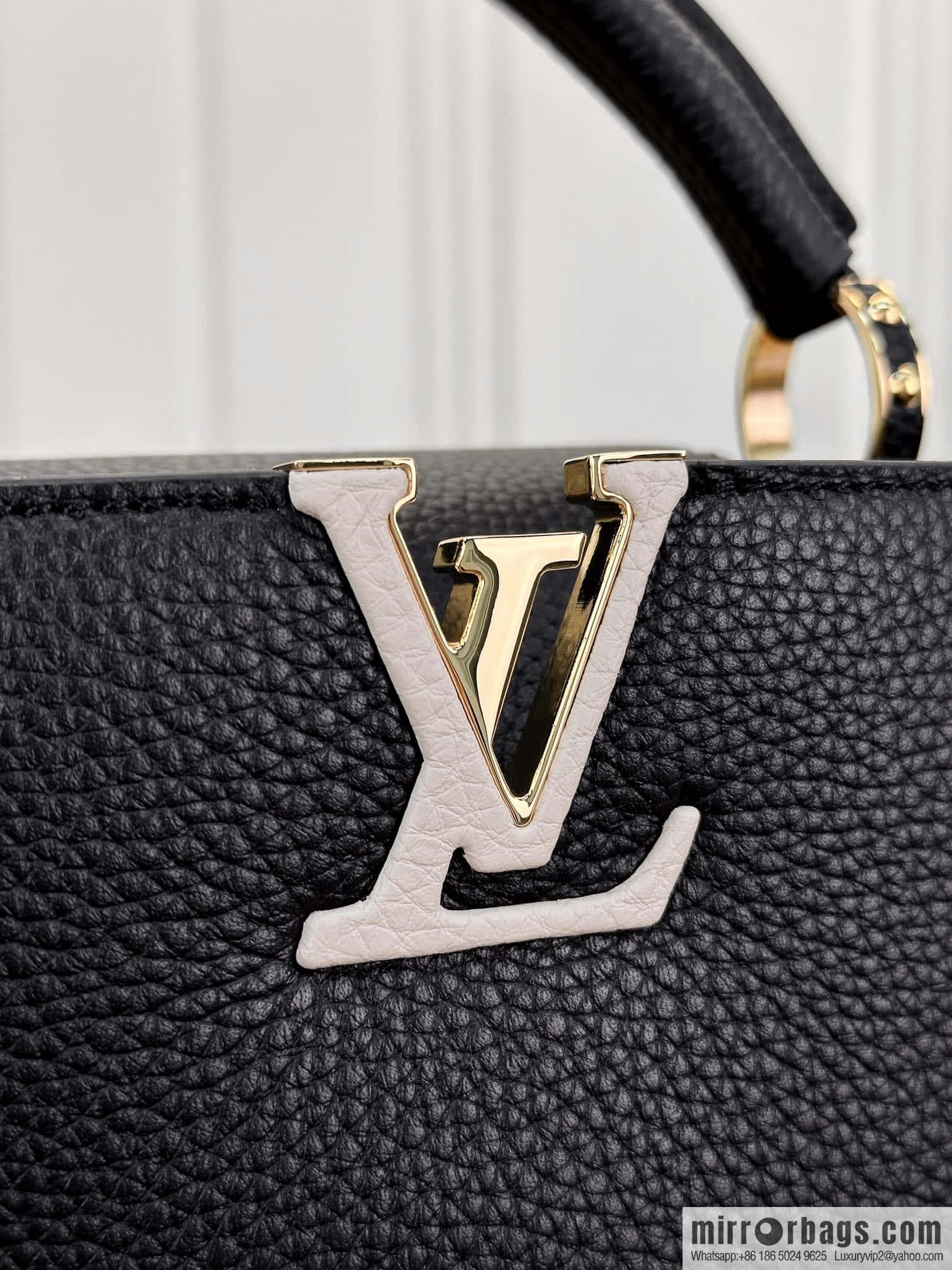 LV M23950 CAPUCINES BB handbag