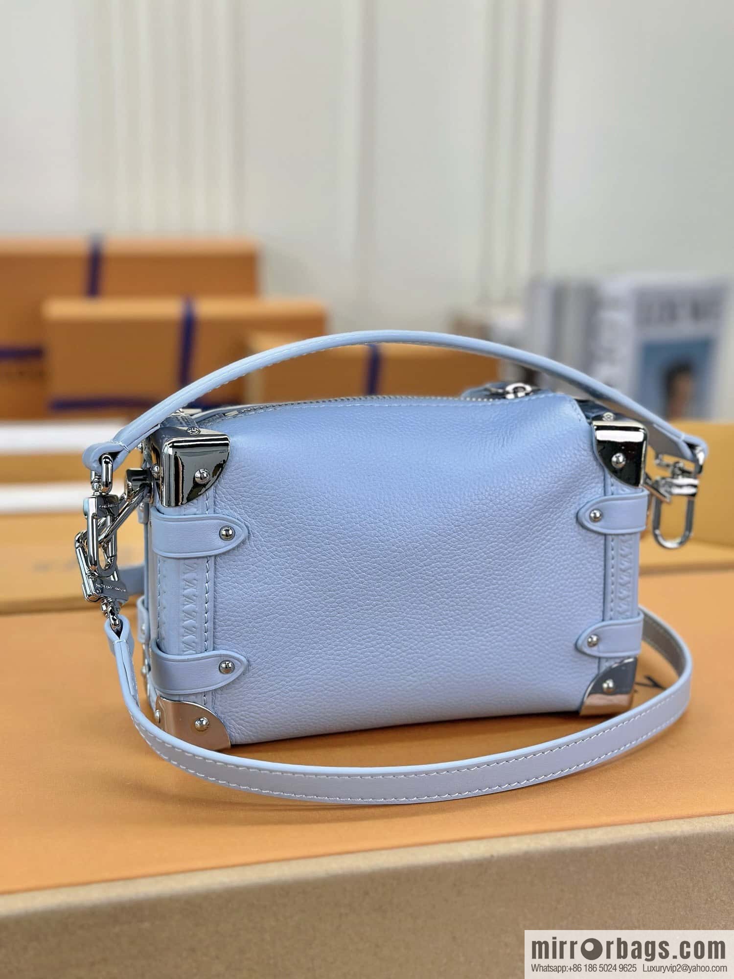 LV M25067 SIDE TRUNK small handbag