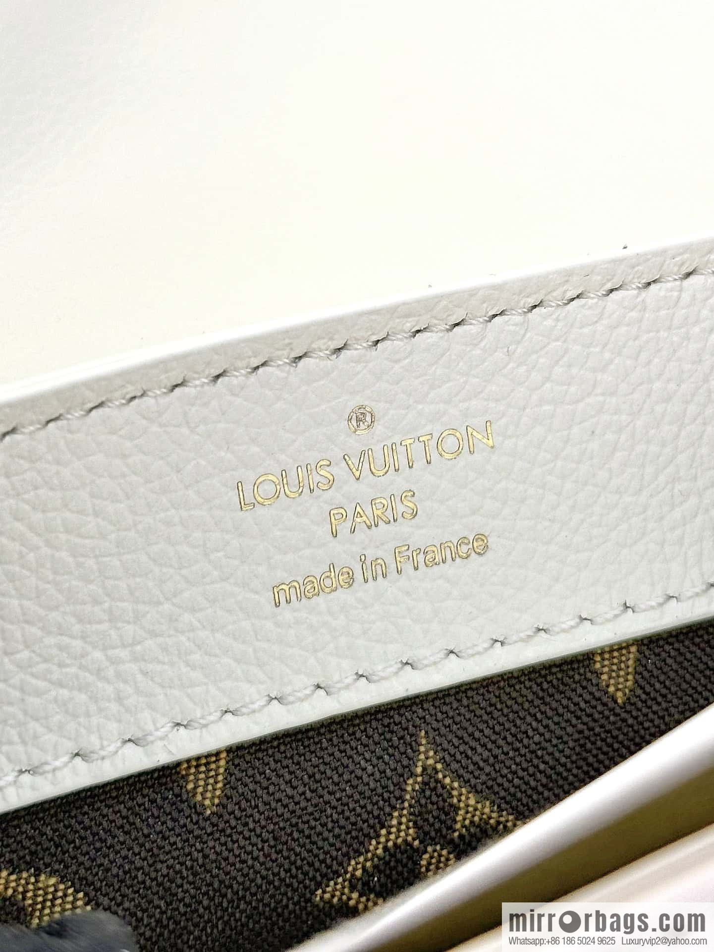 LV M25050 DAUPHINE SOFT medium handbag