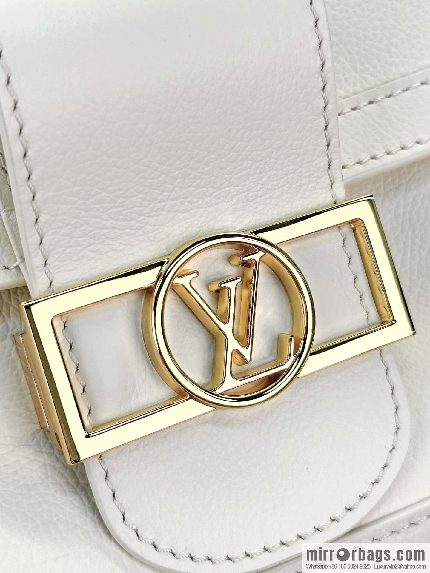 LV M25050 DAUPHINE SOFT medium handbag