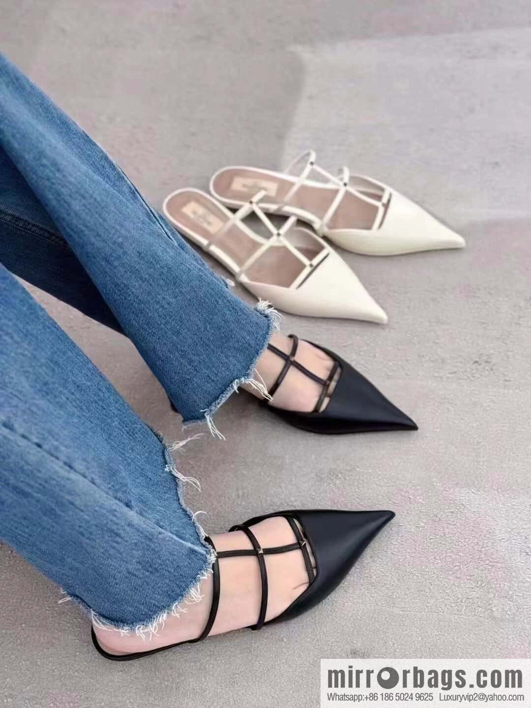 𝐕𝐚𝐥𝐞𝐧𝐭𝐢𝐧𝐨 Warren Newest pointy straps, kitten heels, muller sandals, slippers