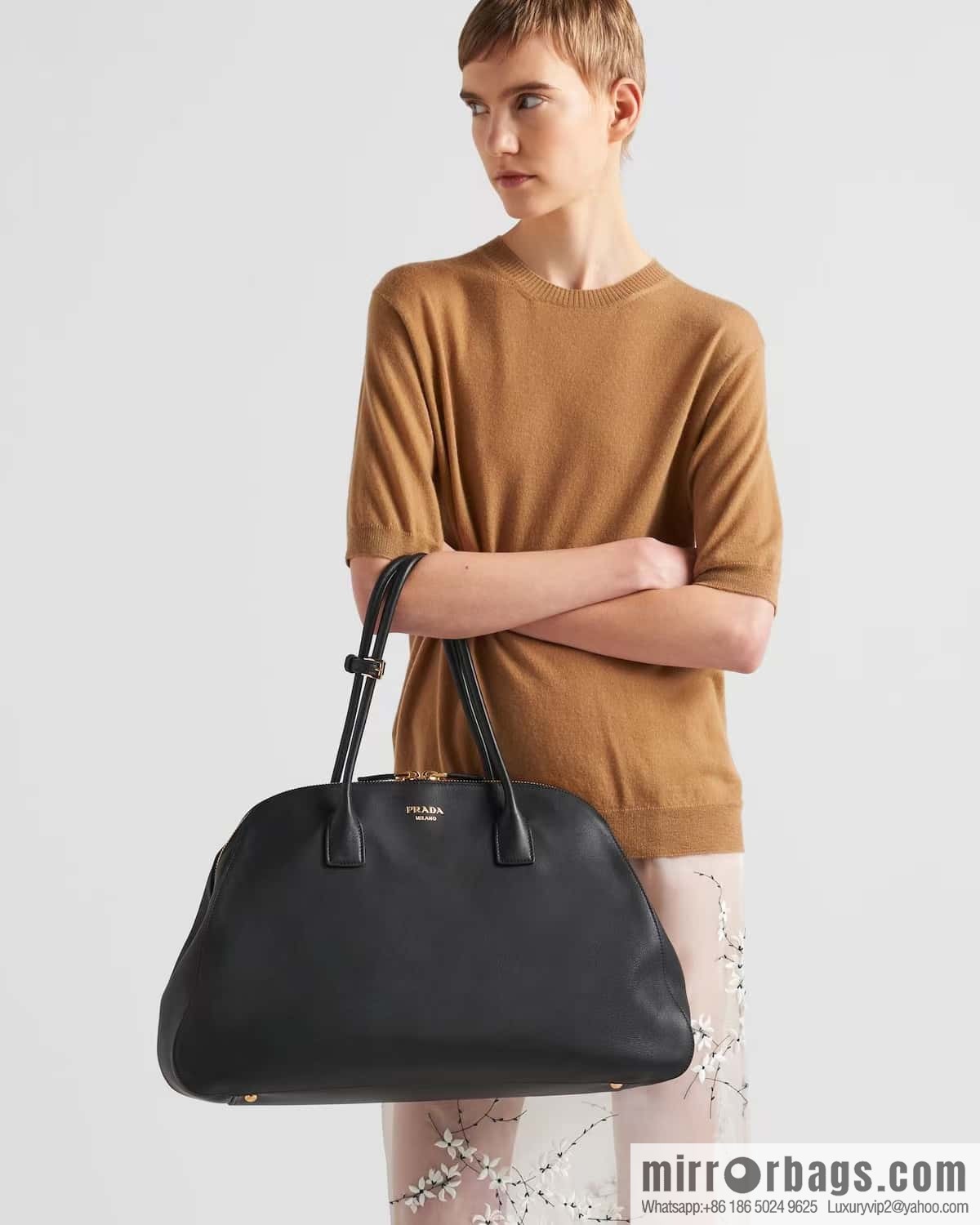 PRADA 🎉 new 🎉 1BG506 black