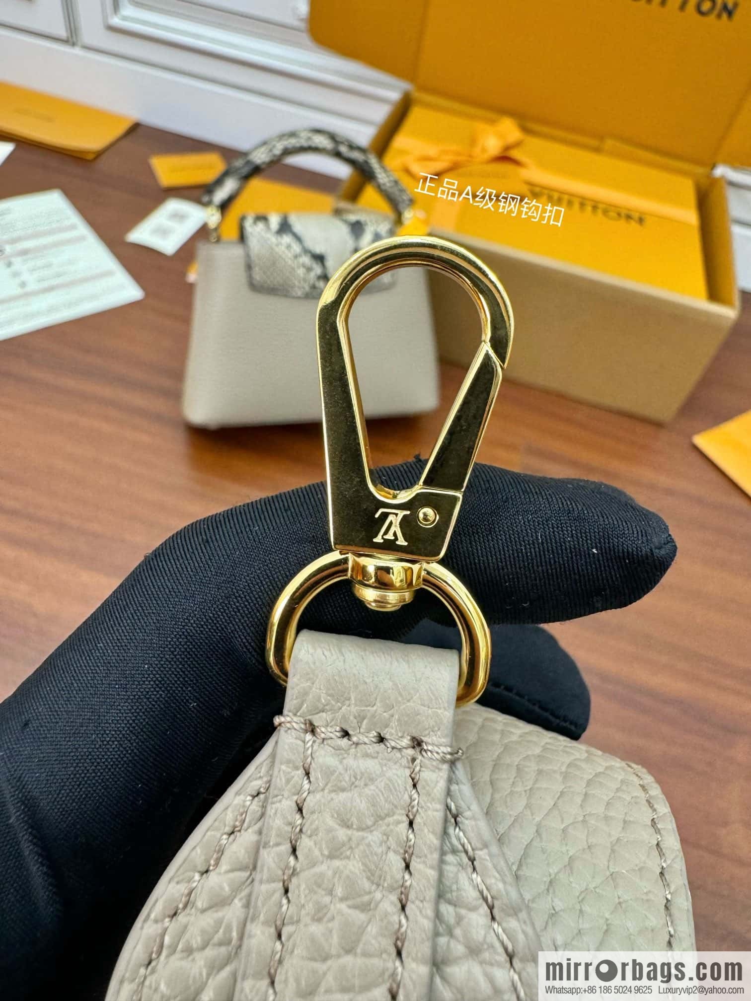 LV N81258 CAPUCINES mini handbag