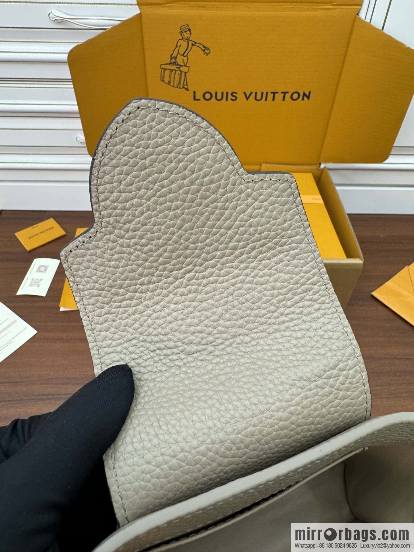 LV N81258 CAPUCINES mini handbag