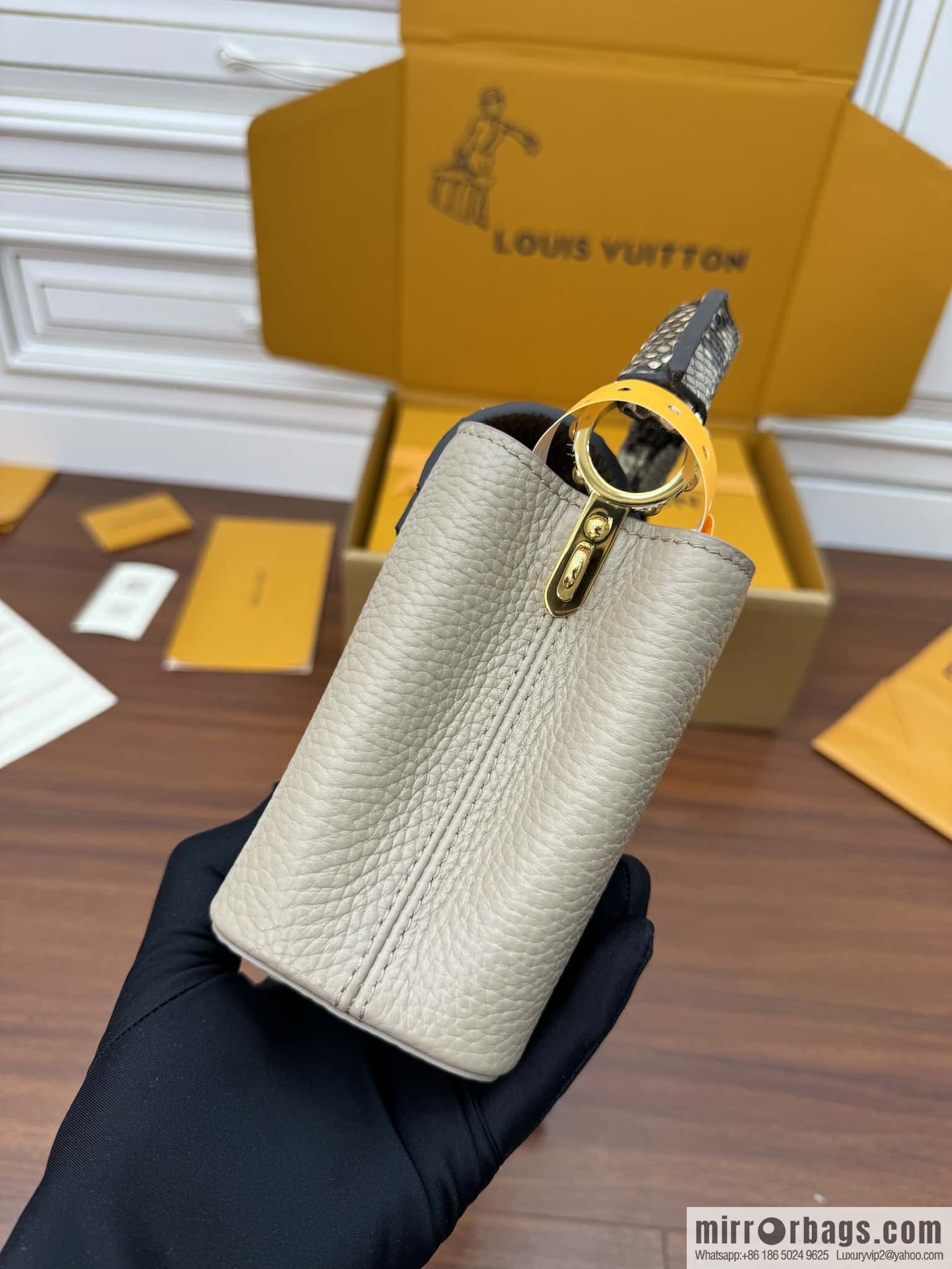 LV N81258 CAPUCINES mini handbag