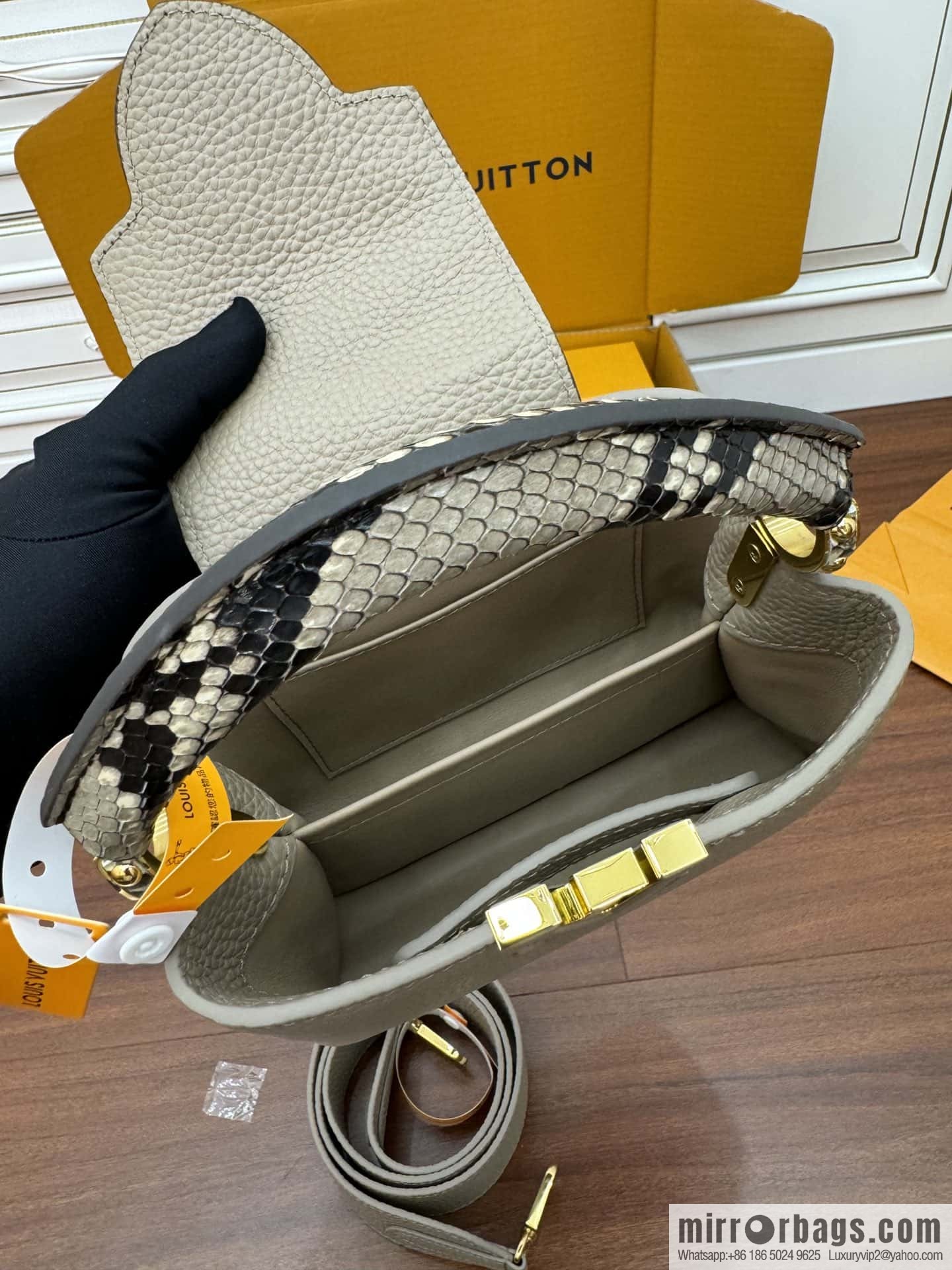 LV N81258 CAPUCINES mini handbag