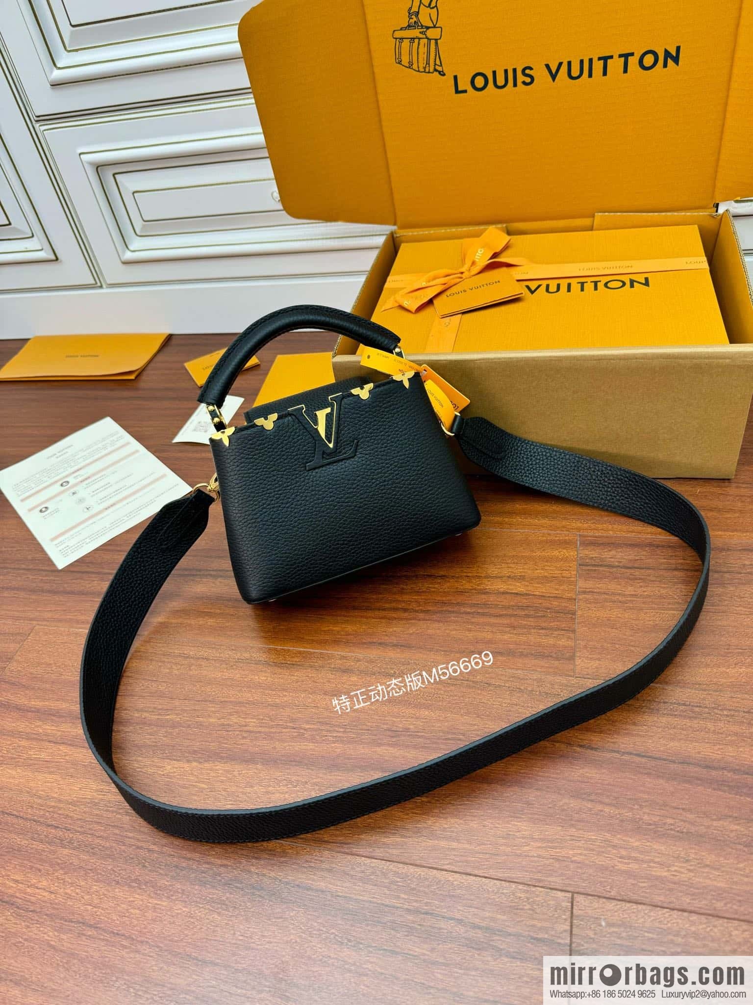 LV M56669 Capucines mini handbag
