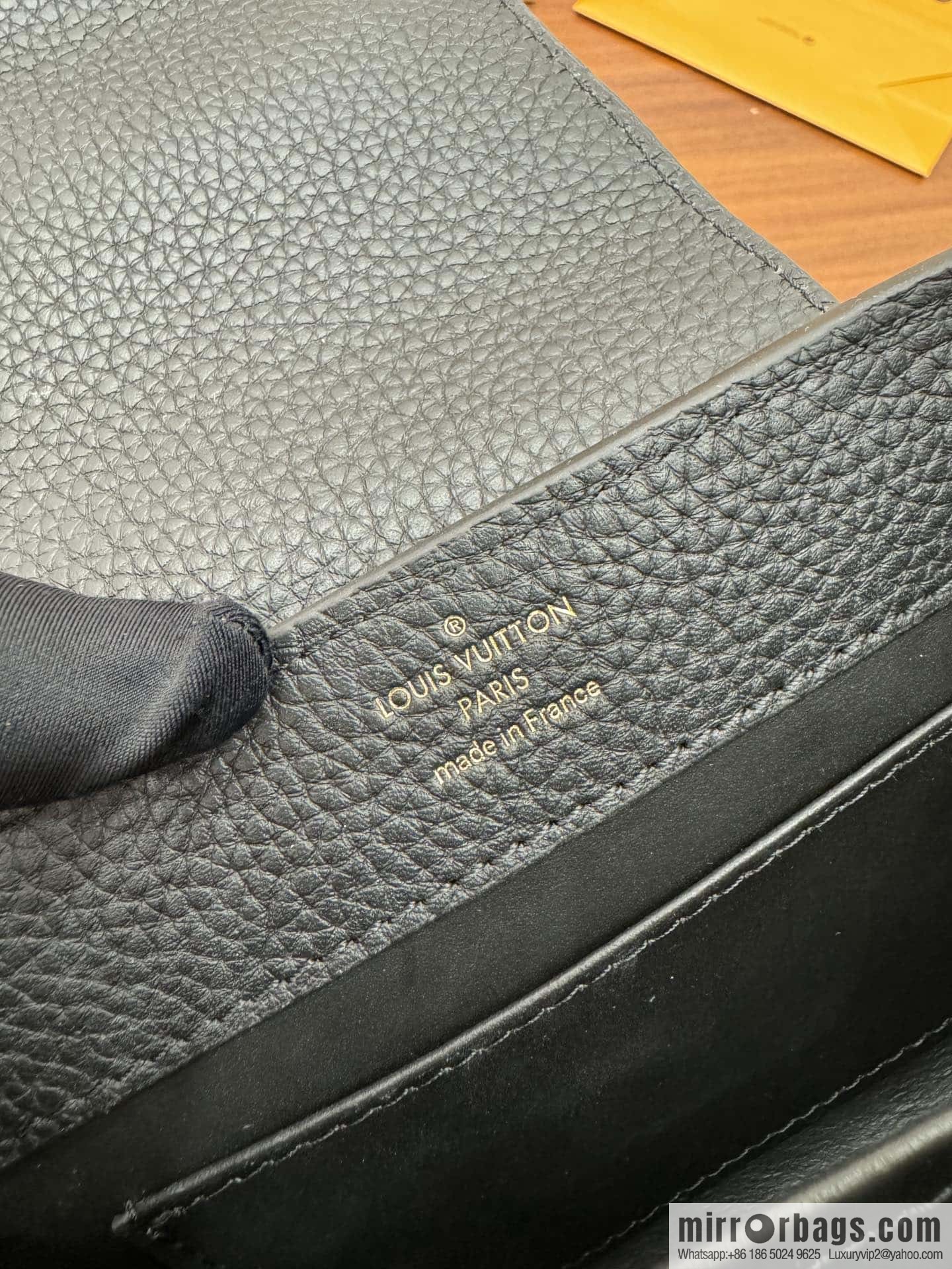 LV M56669 Capucines mini handbag