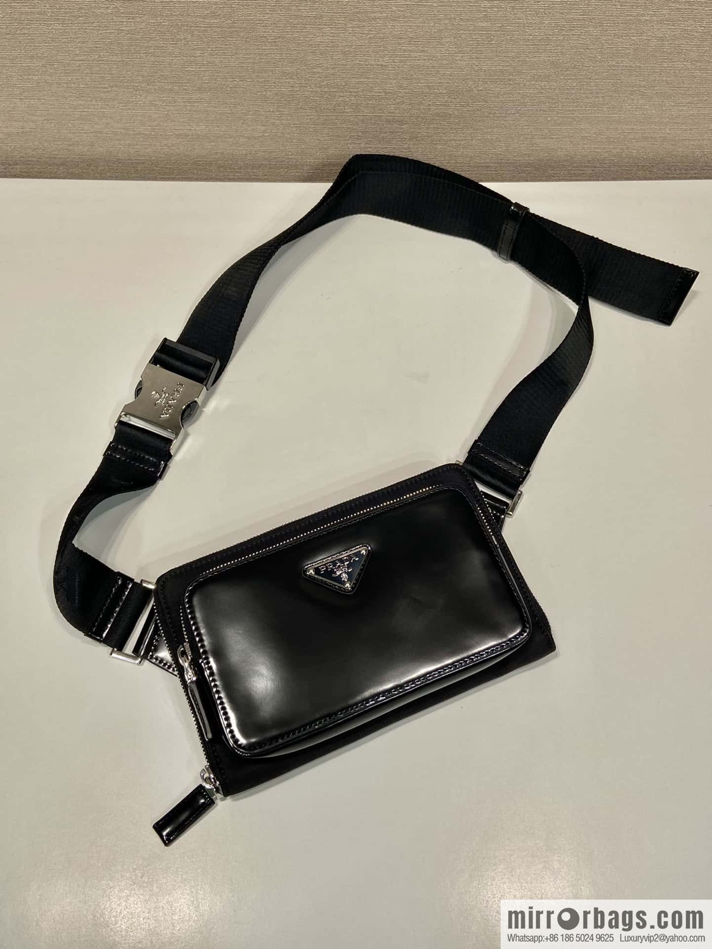 PRADA 🎉 new fanny pack 🎉 2VH156A🎉