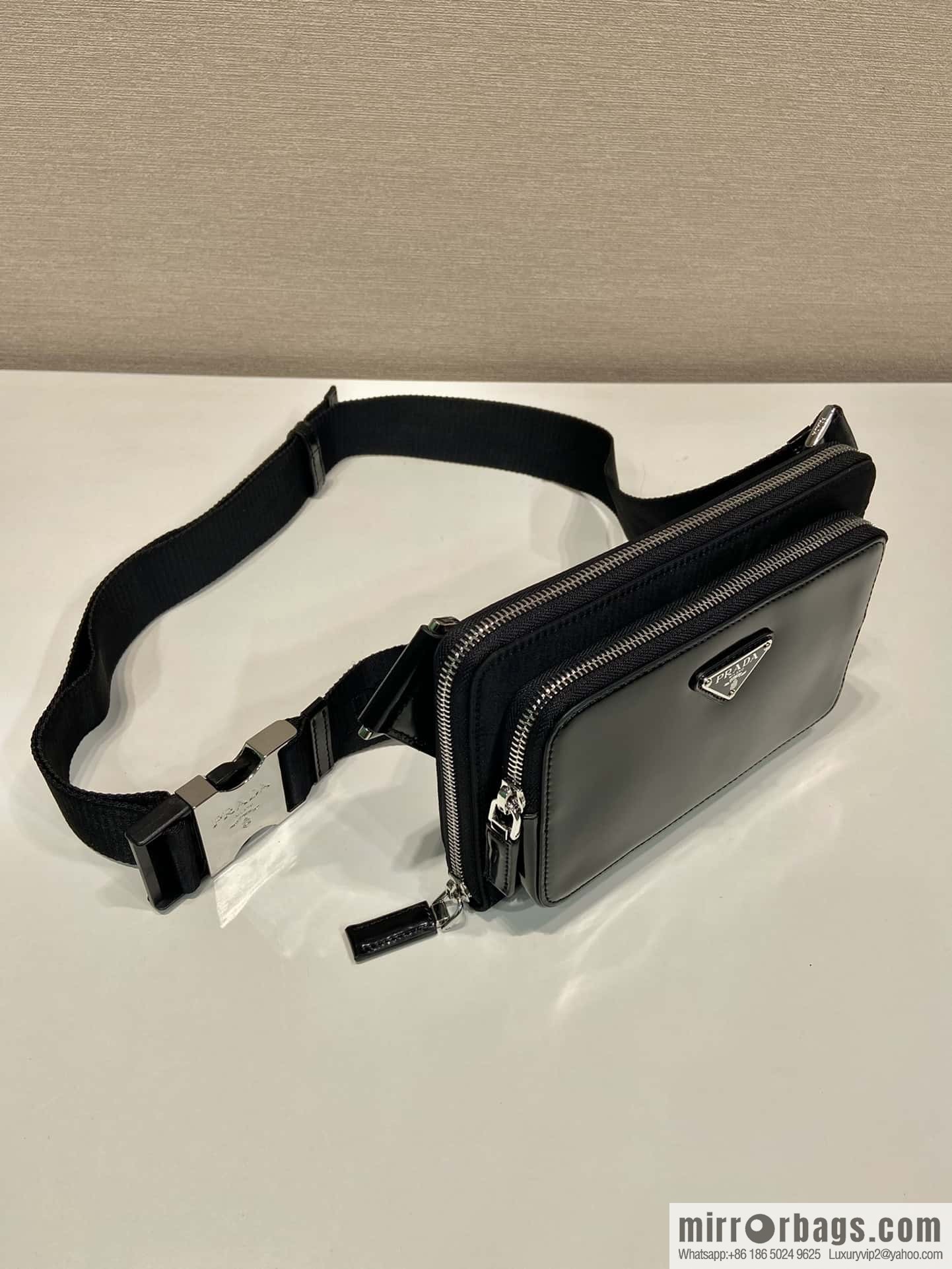 PRADA 🎉 new fanny pack 🎉 2VH156A🎉