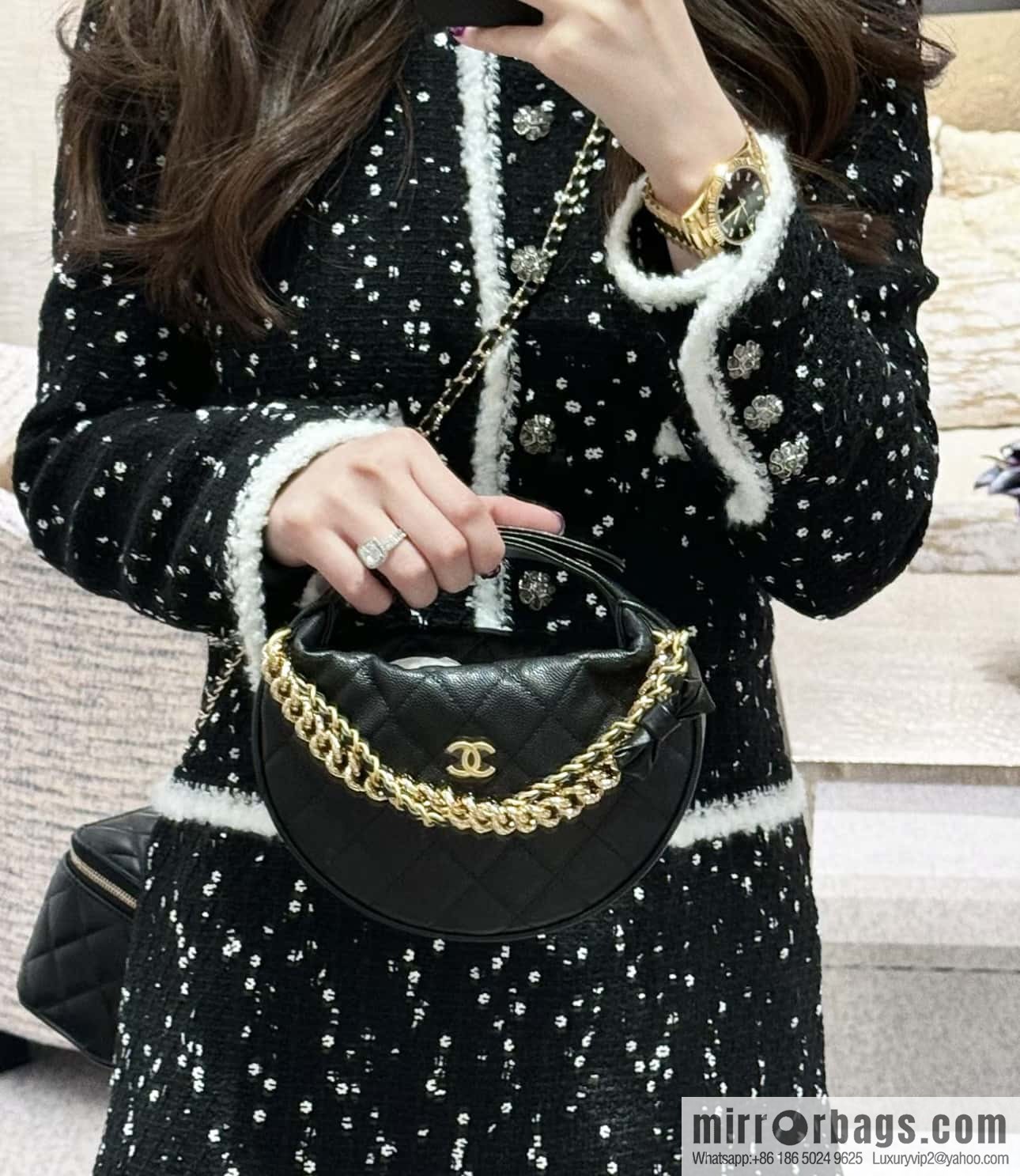 CHANEL 24S spring and summer series, super hot hula hoop AP3943