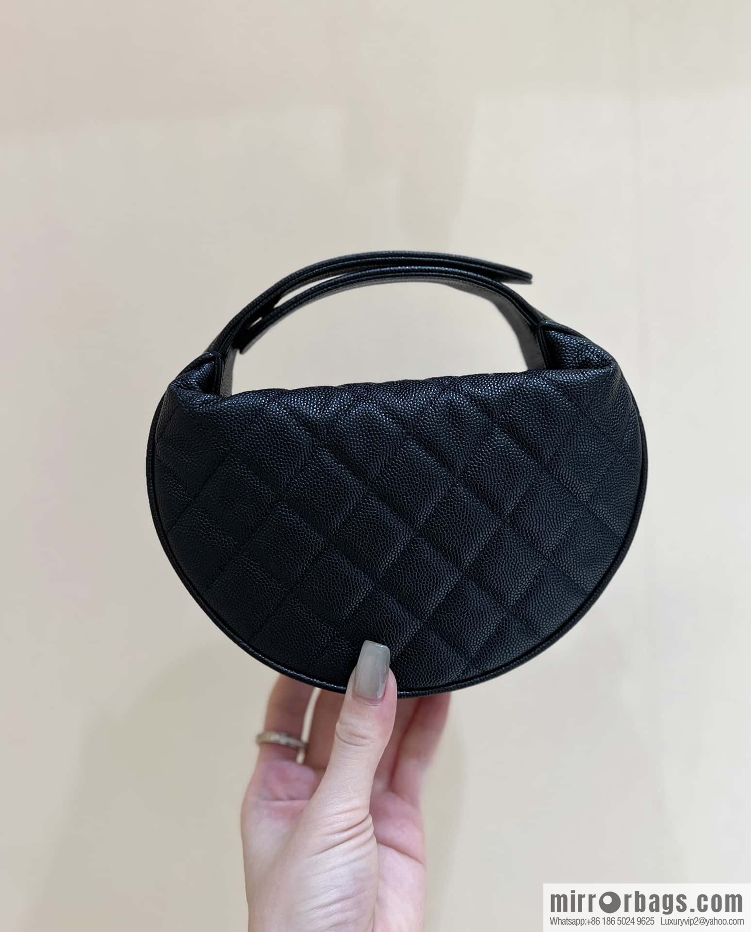 CHANEL 24S spring and summer series, super hot hula hoop AP3943