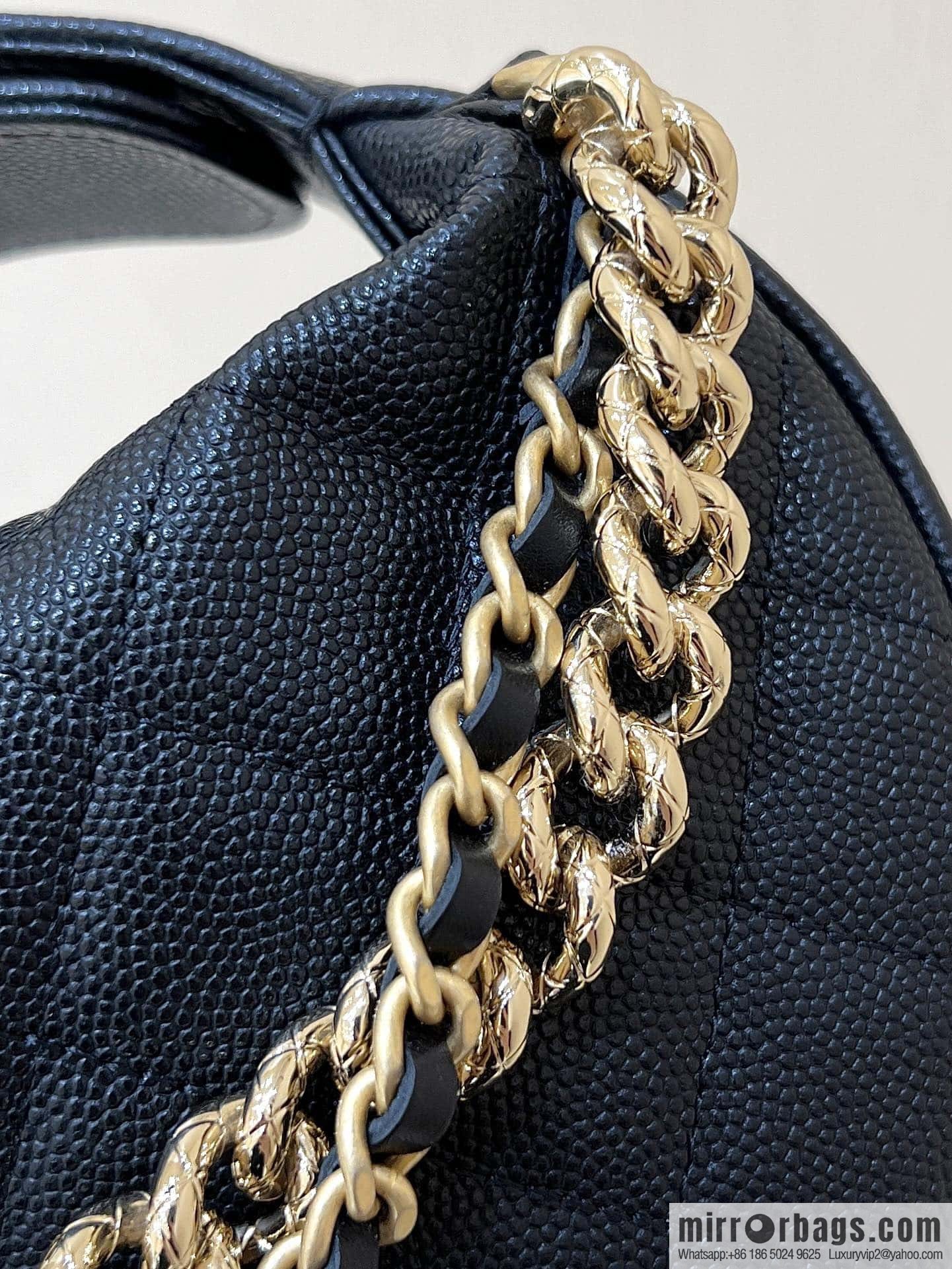 CHANEL 24S spring and summer series, super hot hula hoop AP3943